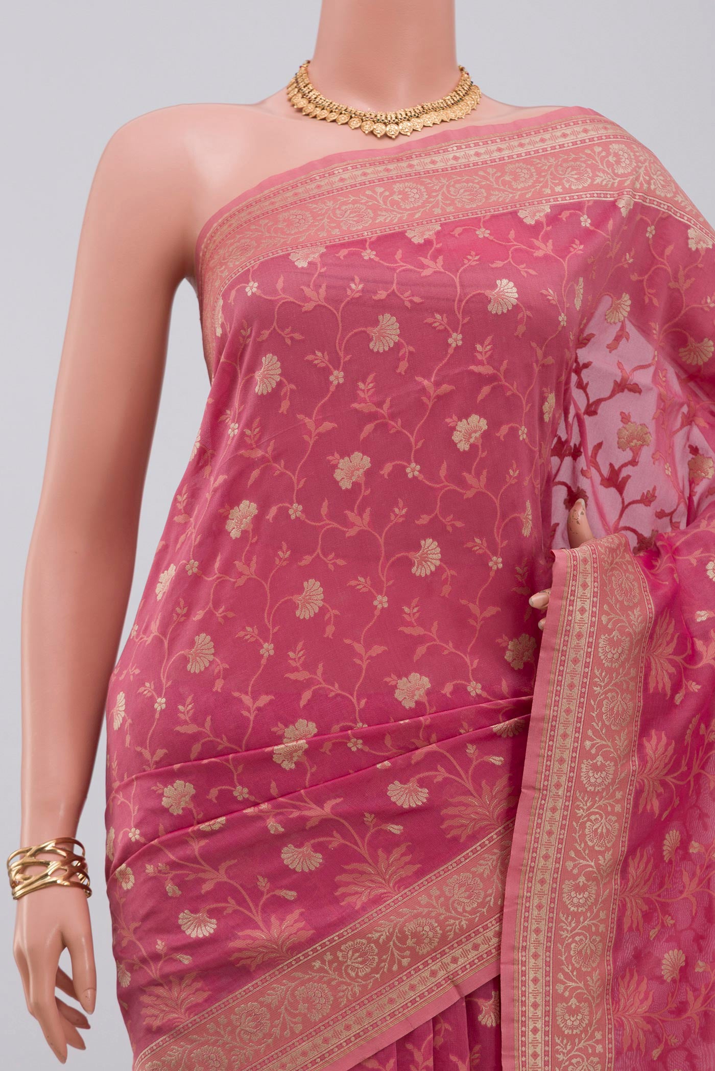 Border image of Pink Banarasi Saree with Fancy on the body and Fancy Border. 