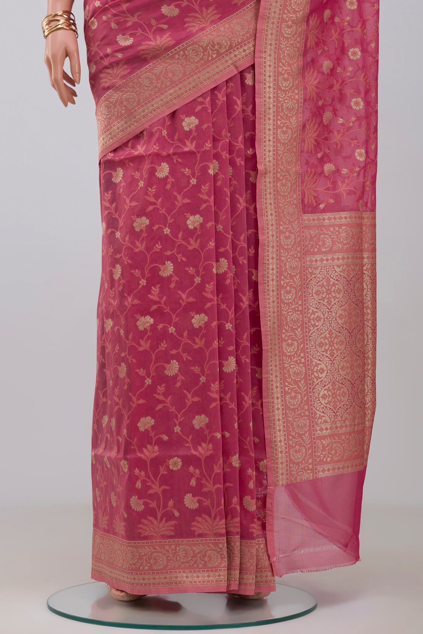 Pleats and pallu of Pink Banarasi Saree with Fancy on the body and Fancy Border. 