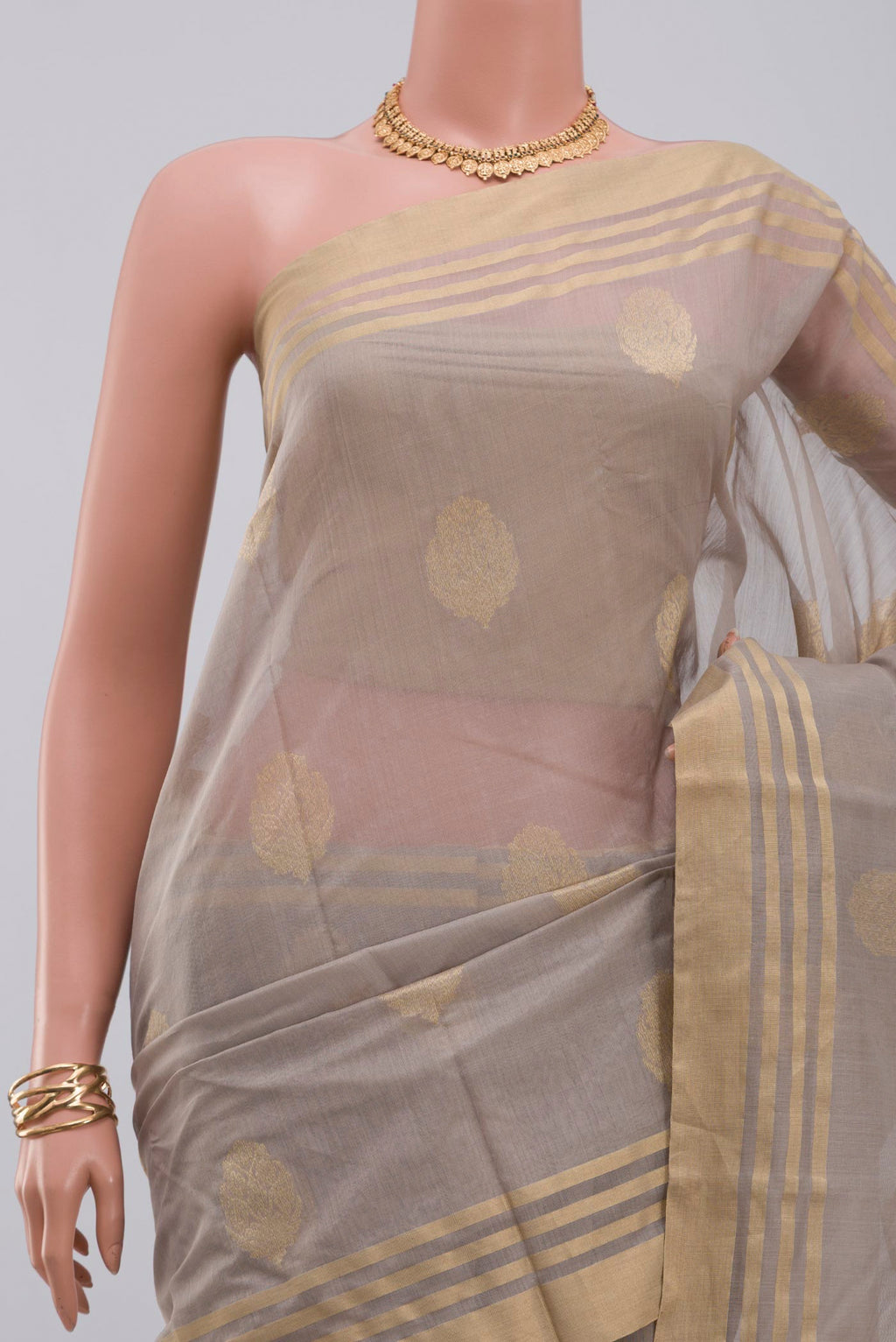 Border image of Grey Chanderi Silk Cotton Saree with Zari Butta on the body and Zari Border. 