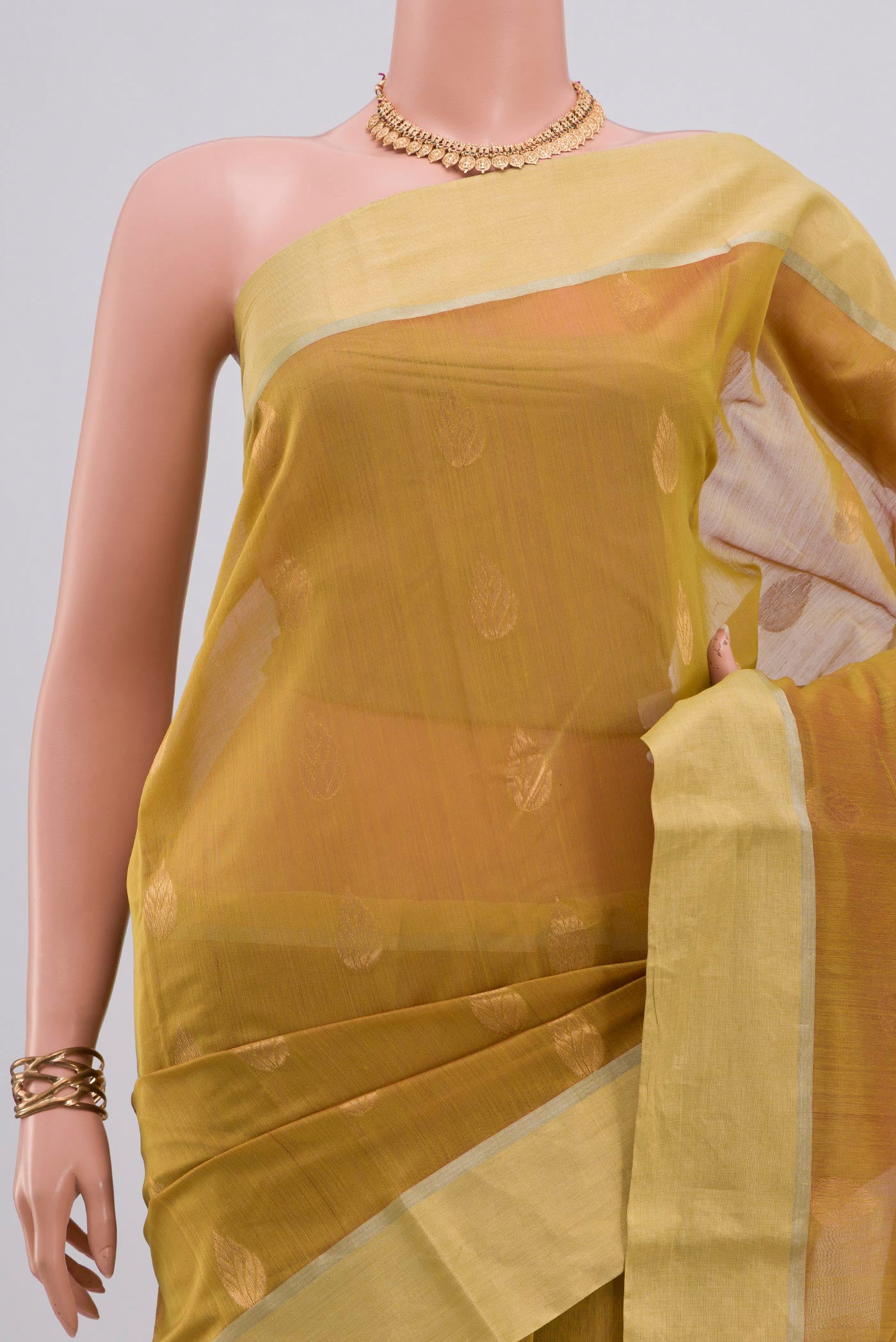Border image of Lemon Yellow Chanderi Silk Cotton Saree with Zari Butta on the body and Zari Border. 