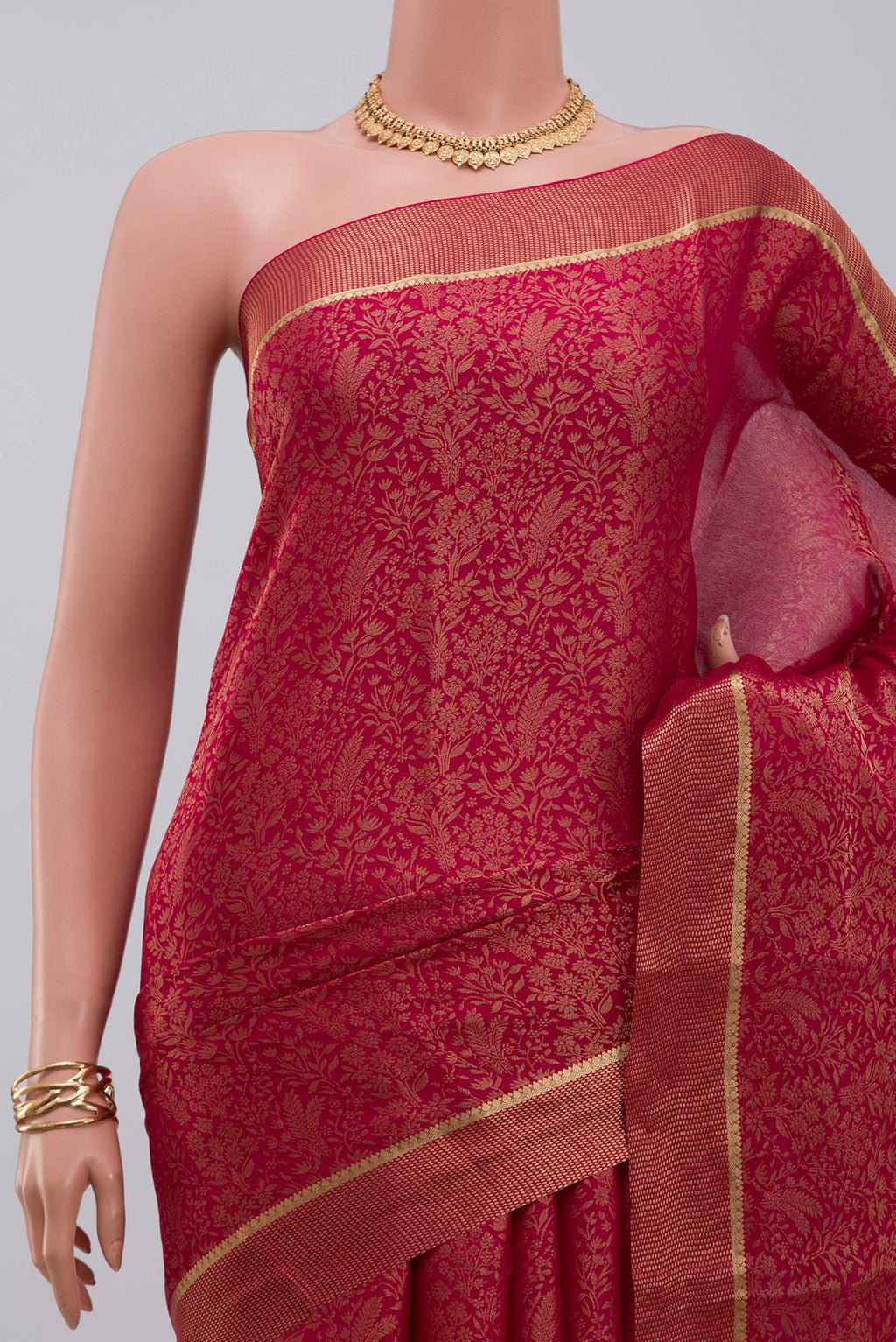 Border image of Pink Mysore Georgette Saree with Zari Brocade on the body and Zari Border. 