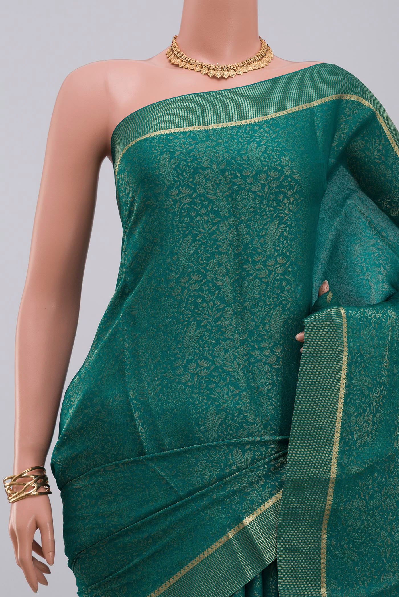 Border image of Blue Georgette Saree with Fancy on the body and Fancy Border. 