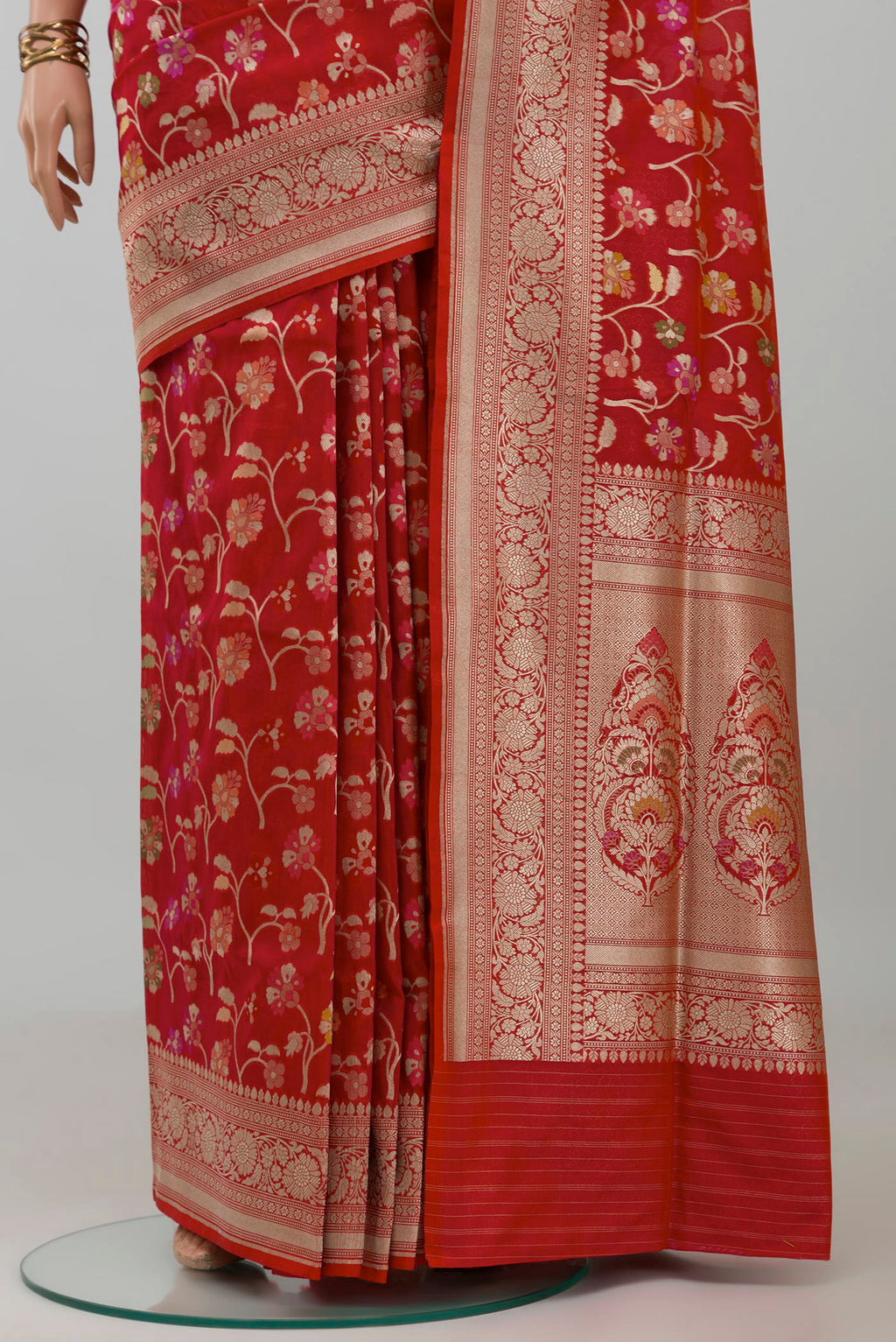 Pleats and pallu of Red Banarasi Silk Saree with Zari Brocade on the body and Zari Border. 