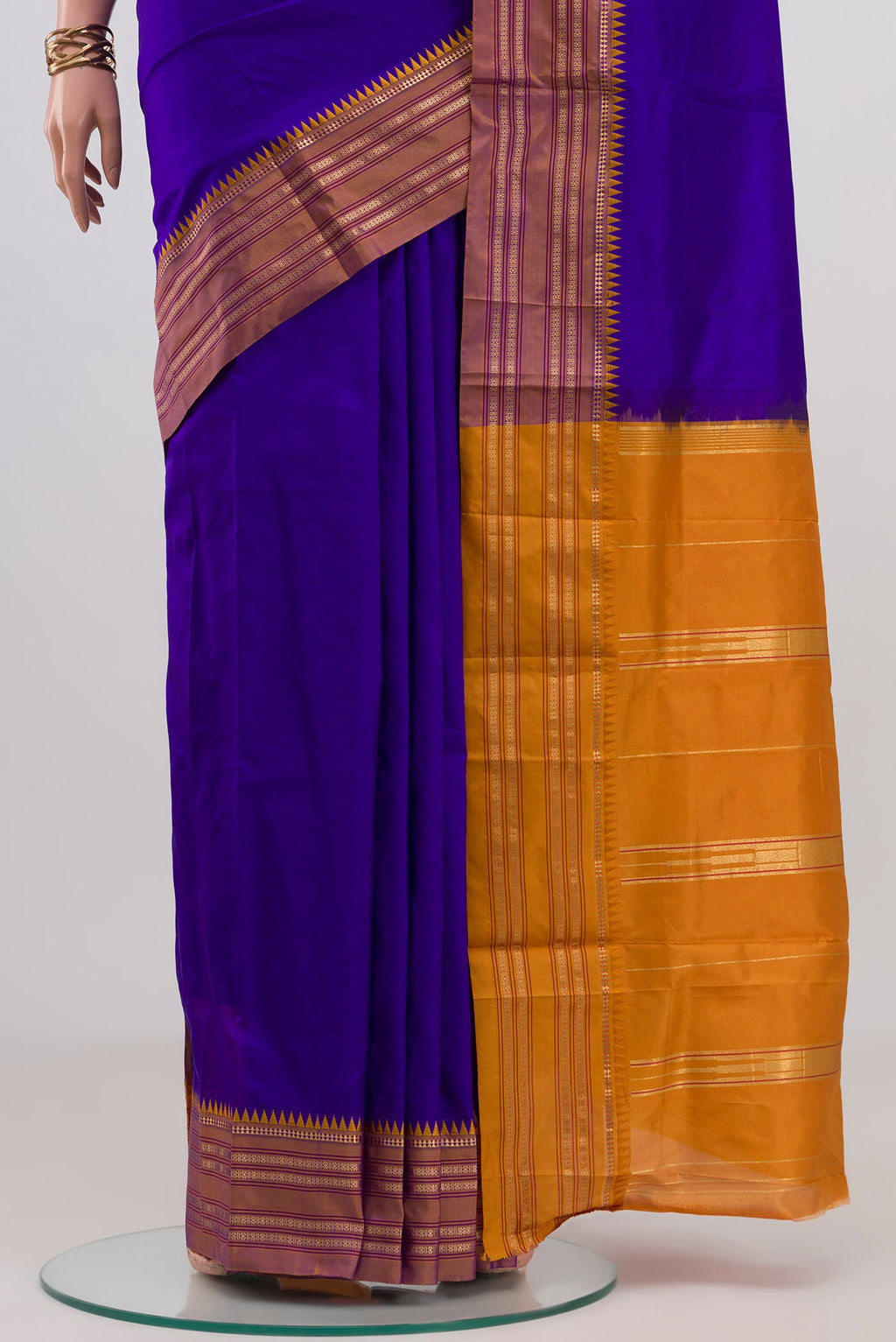 Pleats and pallu of Blue Narayanpet Silk Saree with Plain Body and Zari Border. 