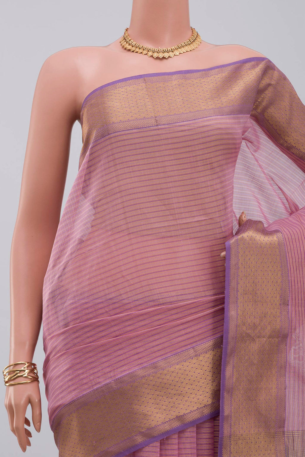 Border image of Pink Maheshwari Silk Cotton Saree with Stripes on the body and Zari Border. 