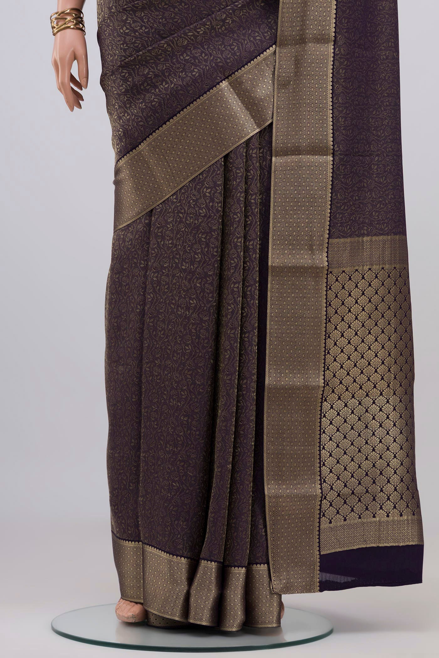 Pleats and pallu of Navy Blue Mysore Crepe Saree with Zari Brocade on the body and Zari Border. 