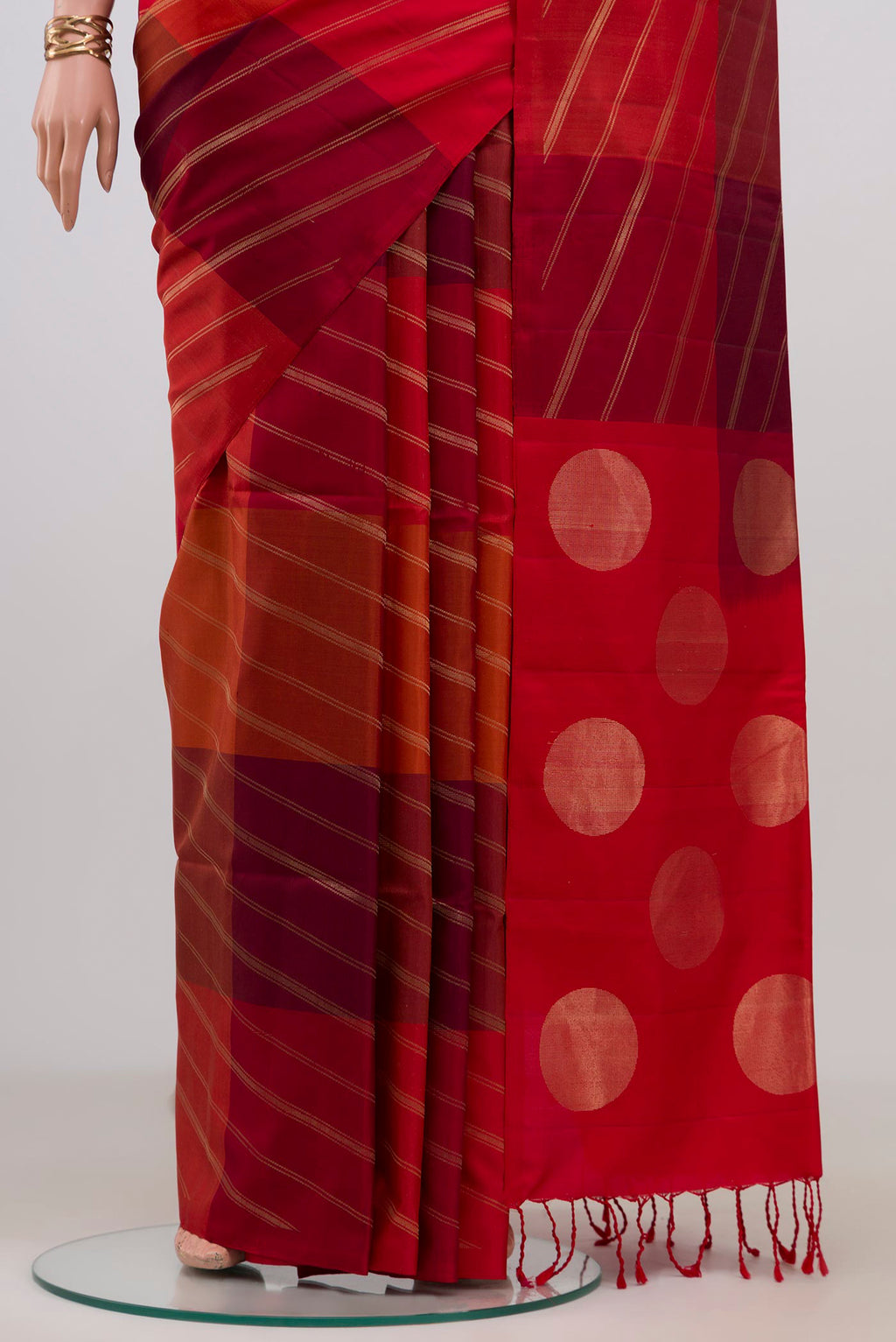 Pleats and pallu of Multi Color Soft Silk Saree with Fancy on the body and Without Border. 