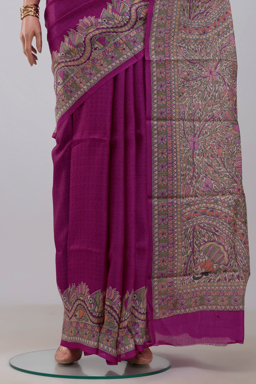 Pleats and pallu of Pink Printed Silk Saree with Printed design on the body and Printed Border. 