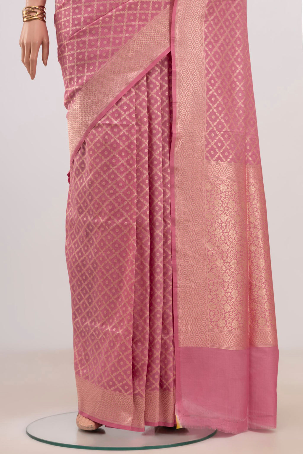 Pleats and pallu of Pink Banarasi Saree with Fancy on the body and Fancy Border. 