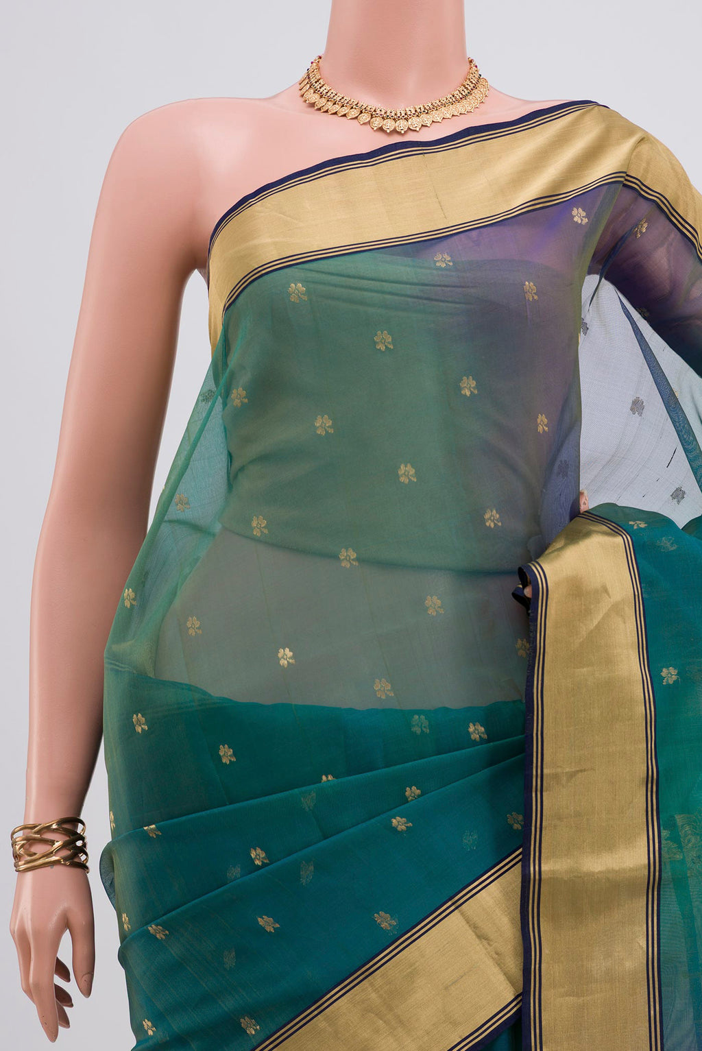 Border image of Green Dual Tone Chanderi Silk Cotton Saree with Zari Butta on the body and Zari Border. 