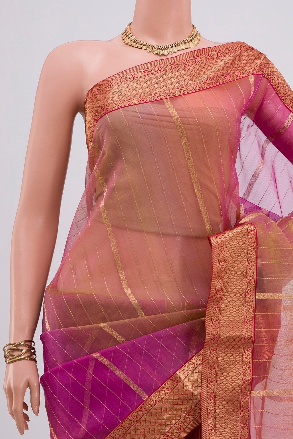 Border image of Pink Chanderi Silk Cotton Saree with Zari Butta on the body and Zari Border. 