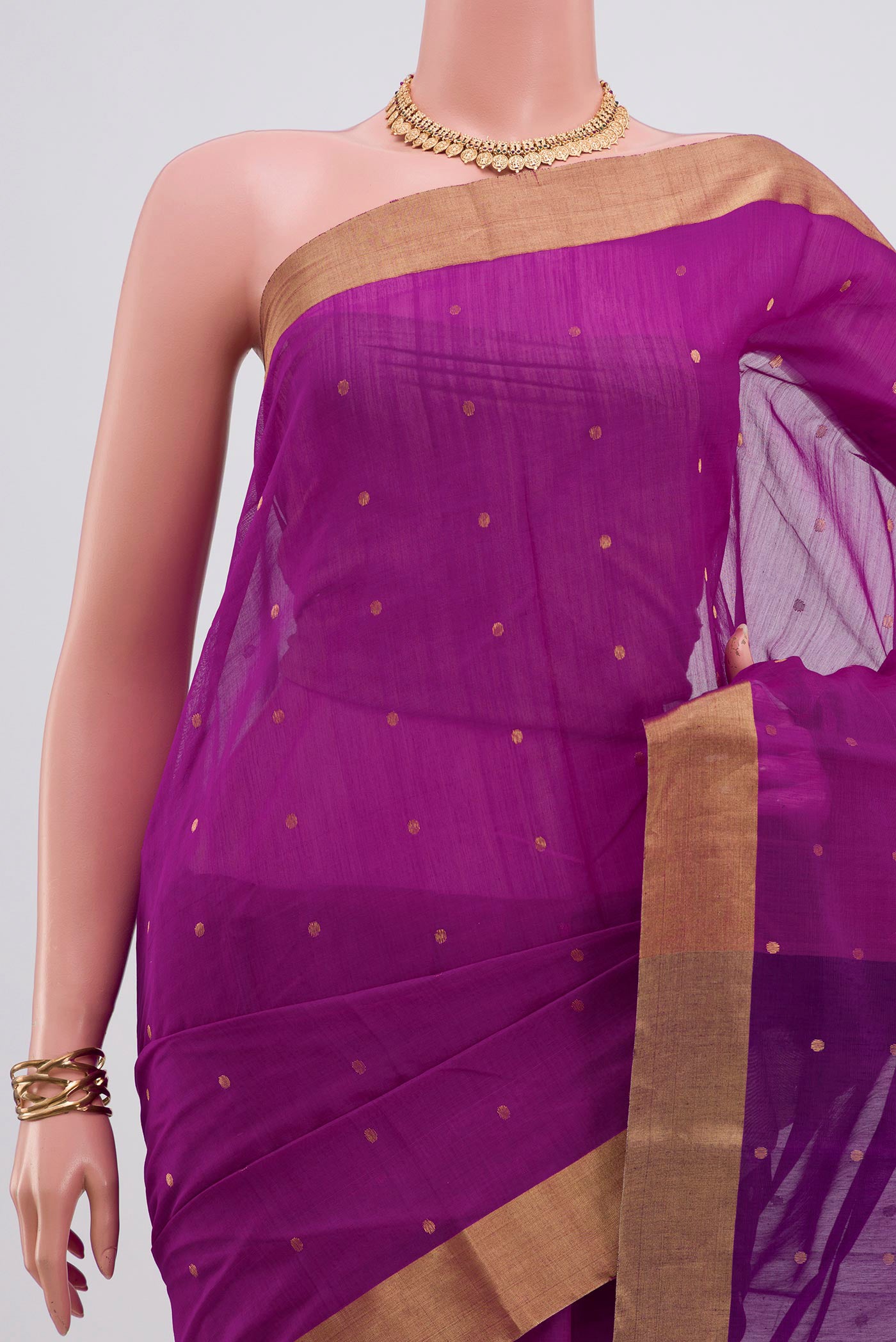 Border image of Magenta Chanderi Silk Cotton Saree with Zari Butta on the body and Zari Border. 