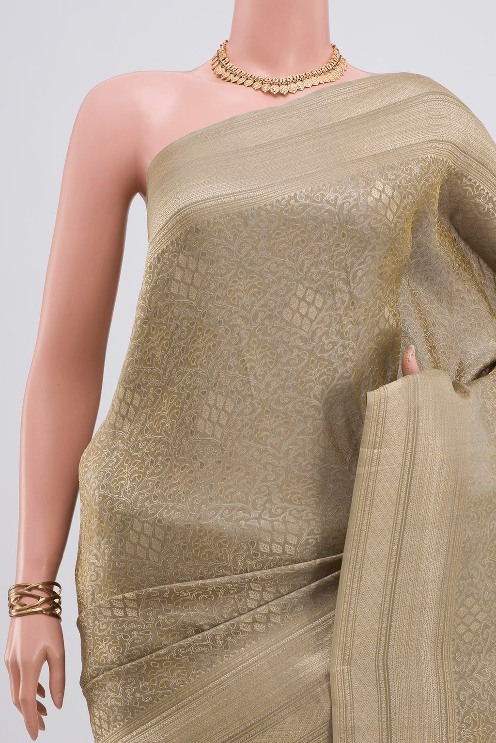 Border image of Green Crepe Saree with Fancy on the body and Fancy Border. 