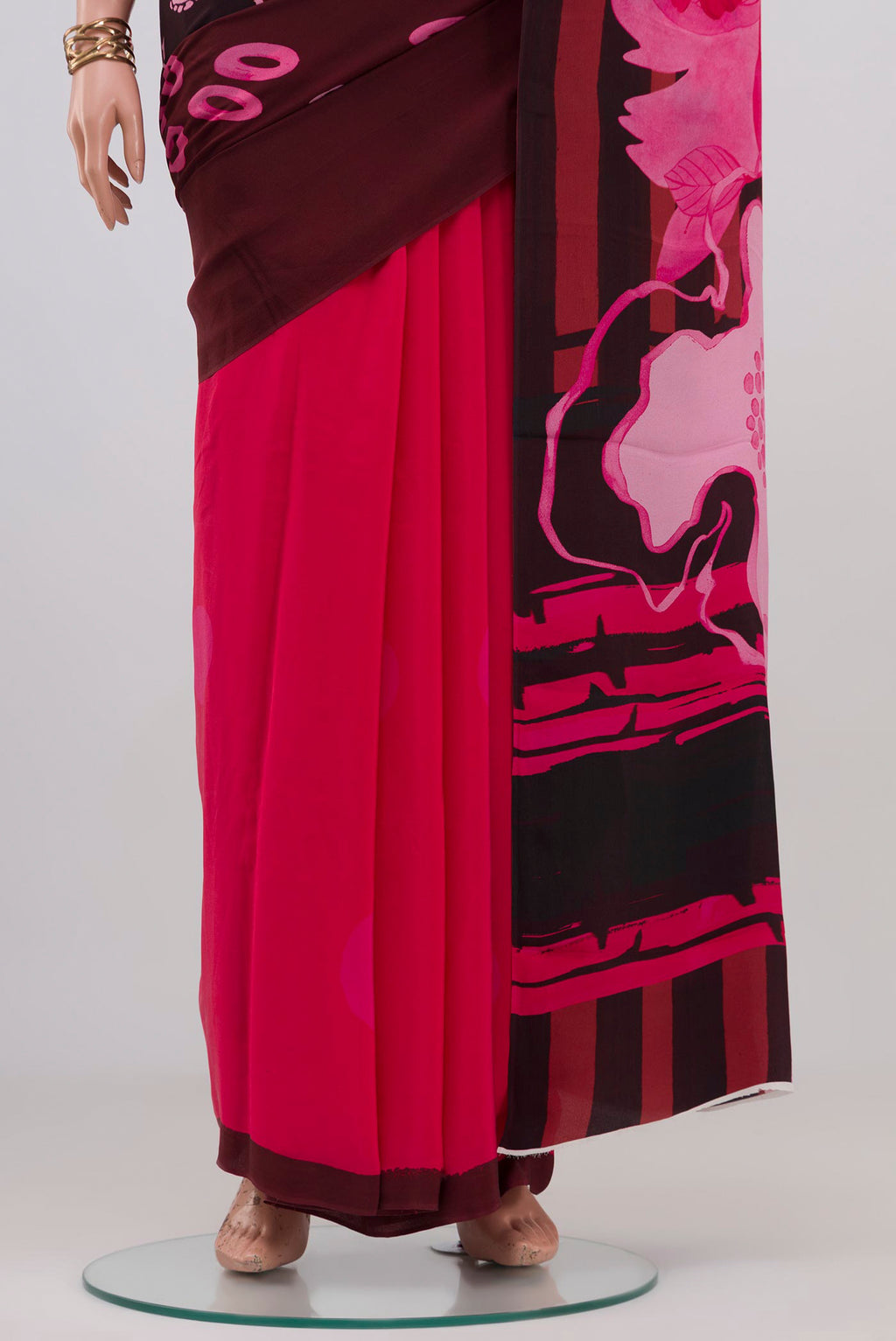 Pleats and pallu of Multi Color Crepe Saree with Printed design on the body and Without Border. 