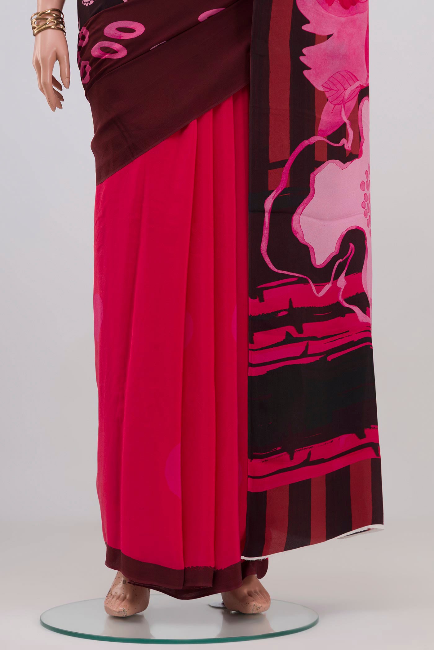 Pleats and pallu of Multi Color Crepe Saree with Printed design on the body and Without Border. 