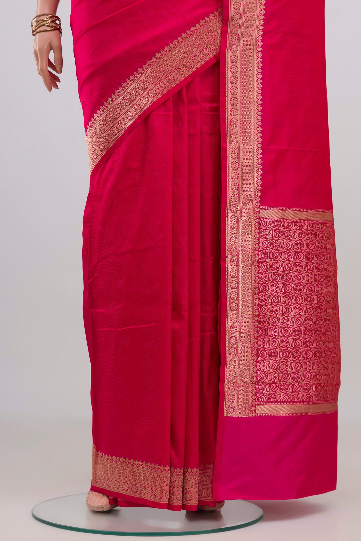 Pleats and pallu of Pink Banarasi Katan Silk Saree with Jacquard design on the body and Zari Border. 