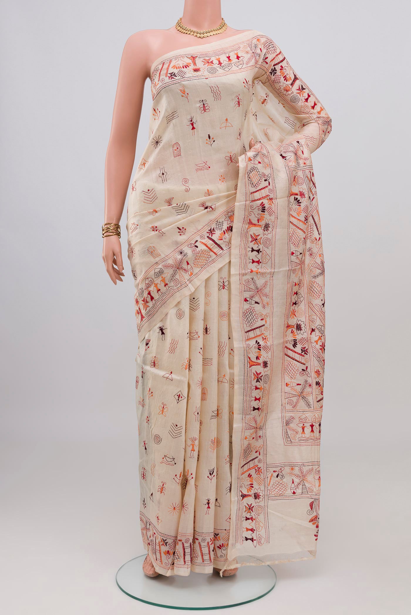Cream Tussar Silk Saree with Kantha Work on the body and Thread Border.  displayed on a mannequin