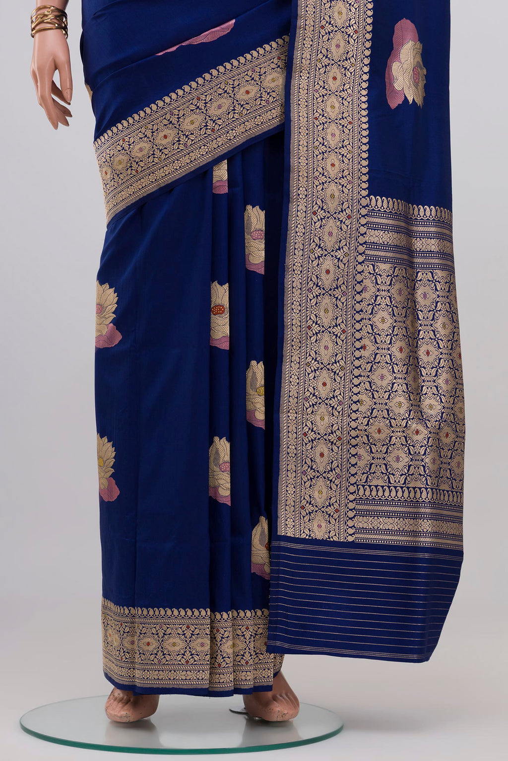 Pleats and pallu of Blue Banarasi Silk Saree with Zari Butta on the body and Zari Border. 