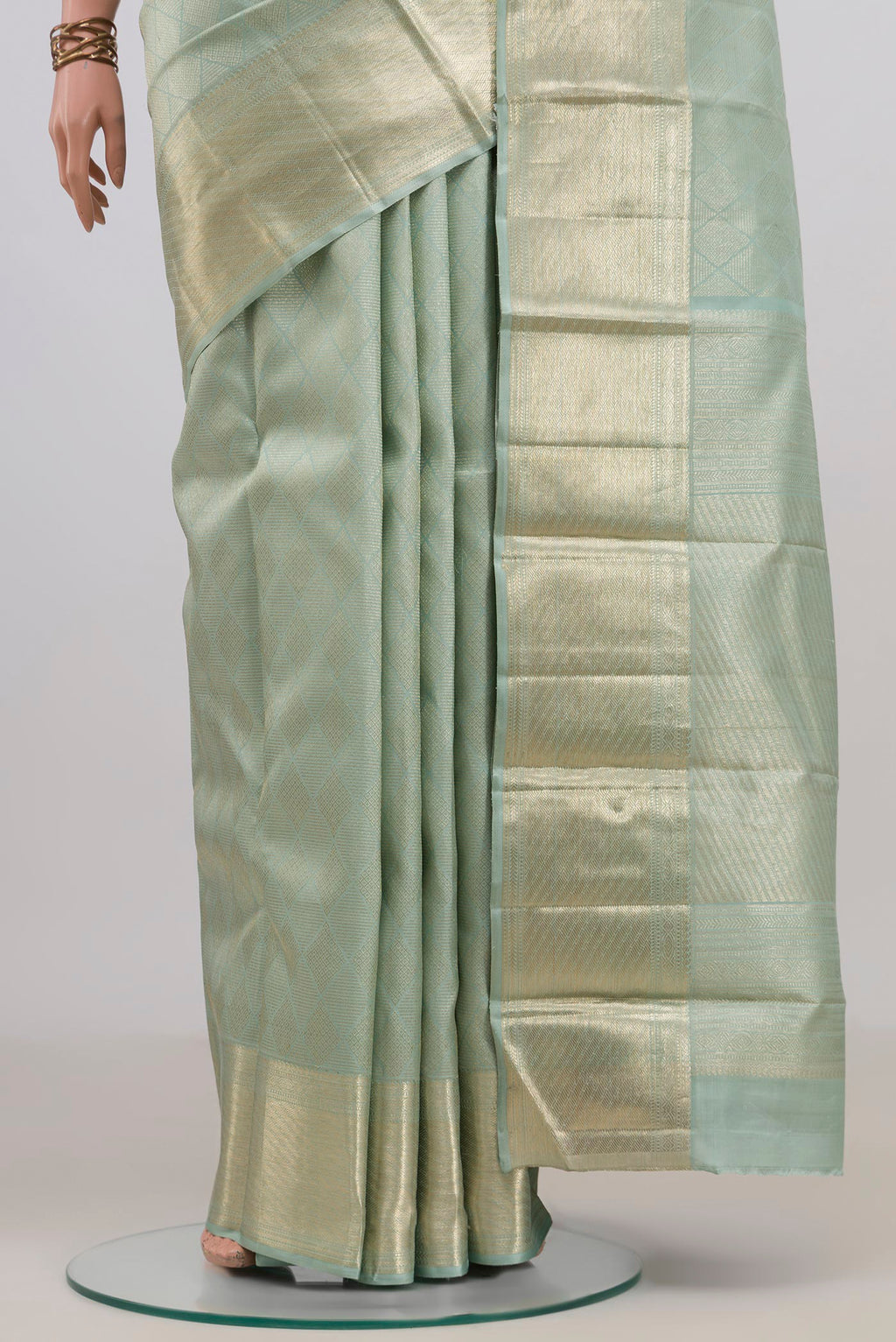 Pleats and pallu of Pure Silk Light Blue Kanchipuram Saree with Zari Brocade on the body and Zari Border. 