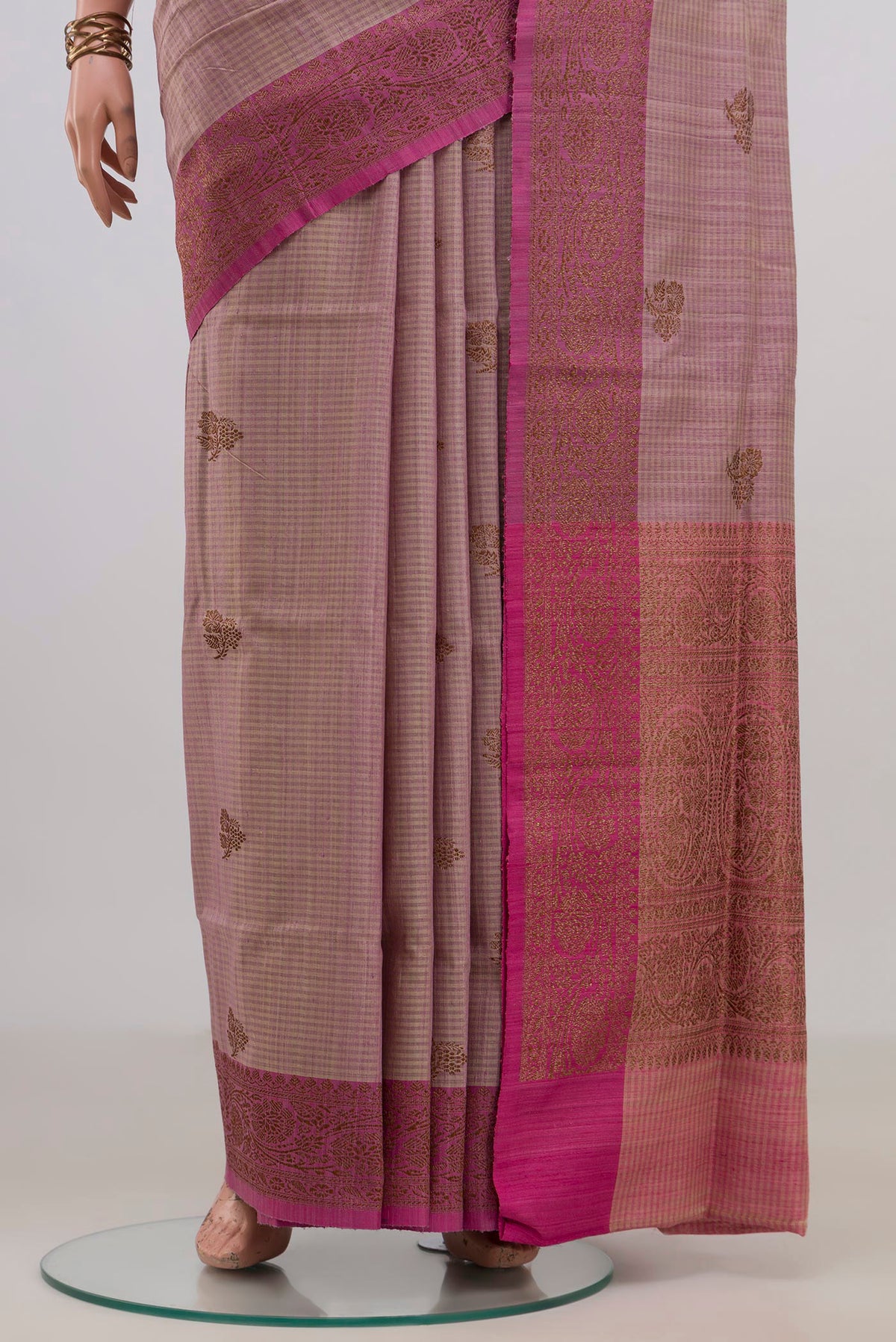 Pleats and pallu of Pure Silk Lavender Banarasi Tussar Saree with Zari Butta on the body and Fancy Border. 
