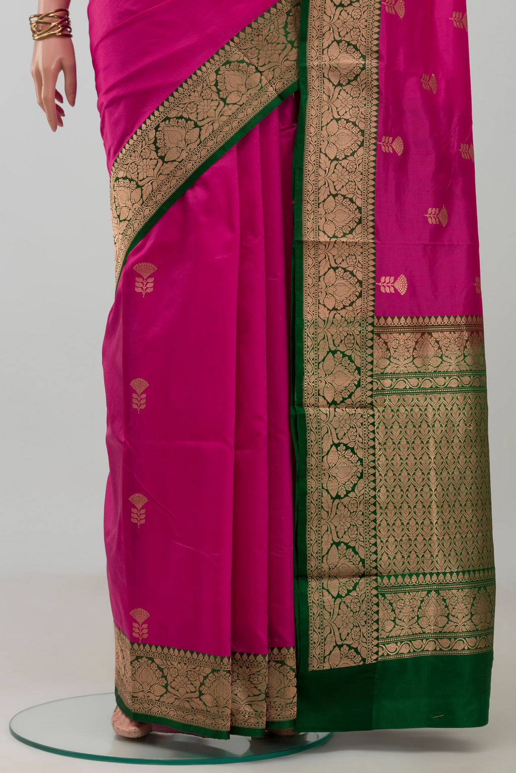 Pleats and pallu of Pink Banarasi Katan Silk Saree with Zari Butta on the body and Zari Border. 