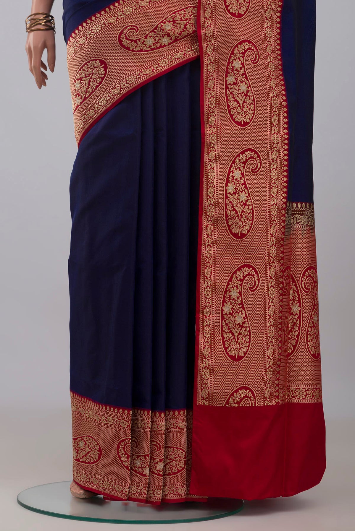 Pleats and pallu of Blue Banarasi Silk Saree with Plain Body and Zari Border. 