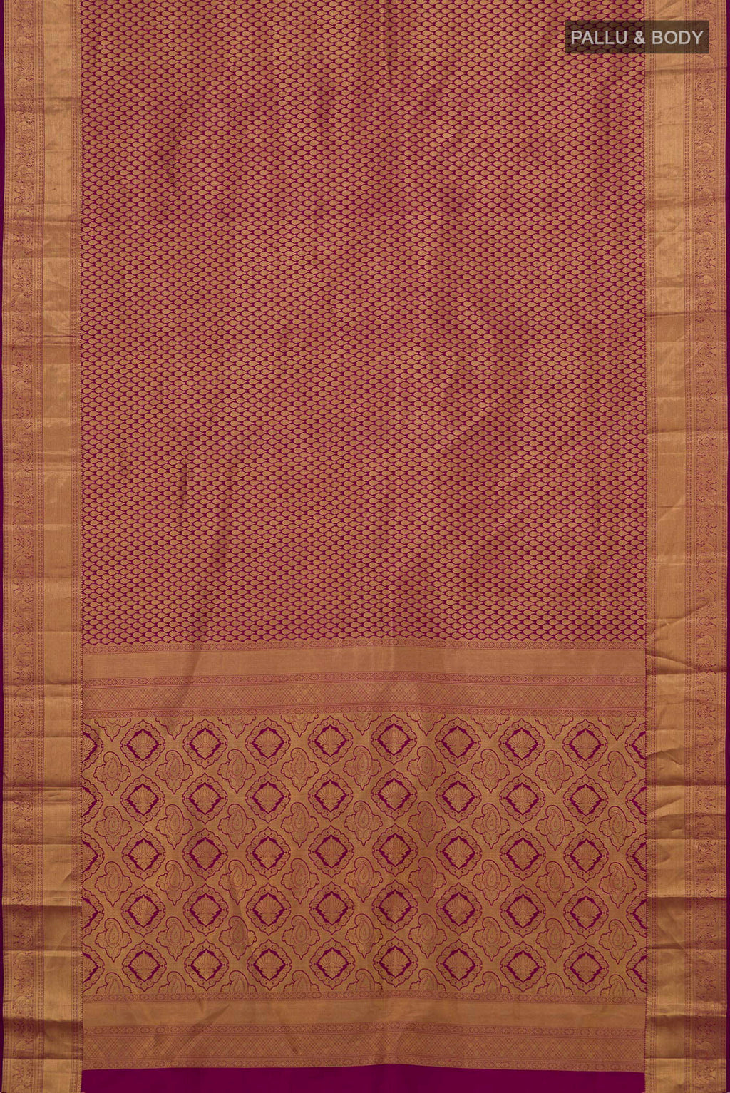 Flat view of Pure Silk Magenta Kanchipuram Saree with Zari Brocade on the body and Zari Border. 