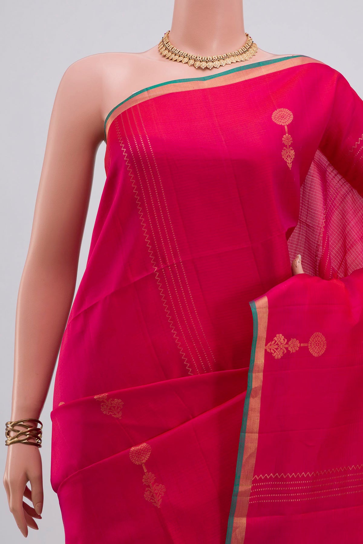 Border image of Pure Silk Pink Soft Saree with Zari Butta on the body and Thin Zari Line. 