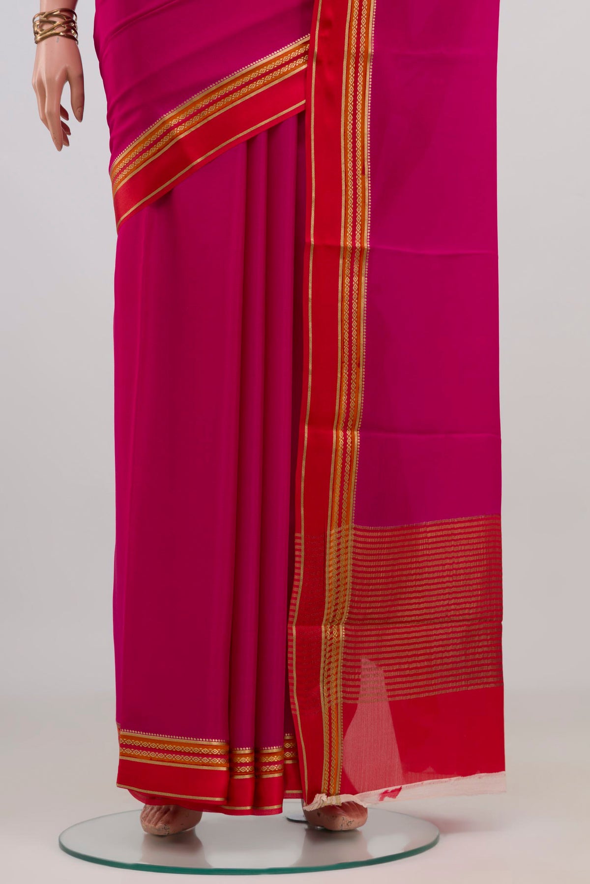 Pleats and pallu of Pink Mysore Crepe Saree with Plain Body and Plain Border. 
