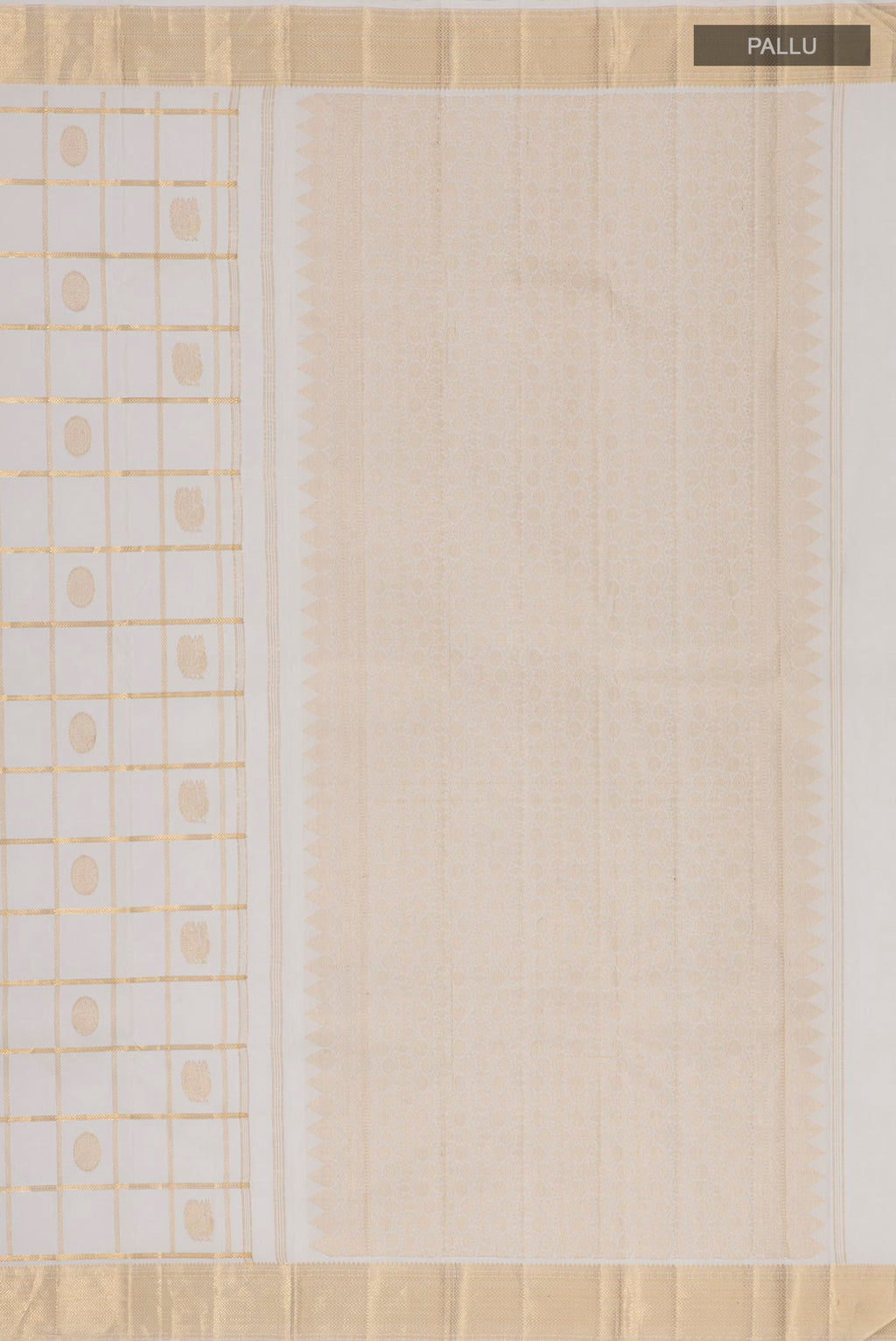 Close up image of the pallu of Pure Silk White Kanchipuram Saree with Checked design on the body and Zari Border. 