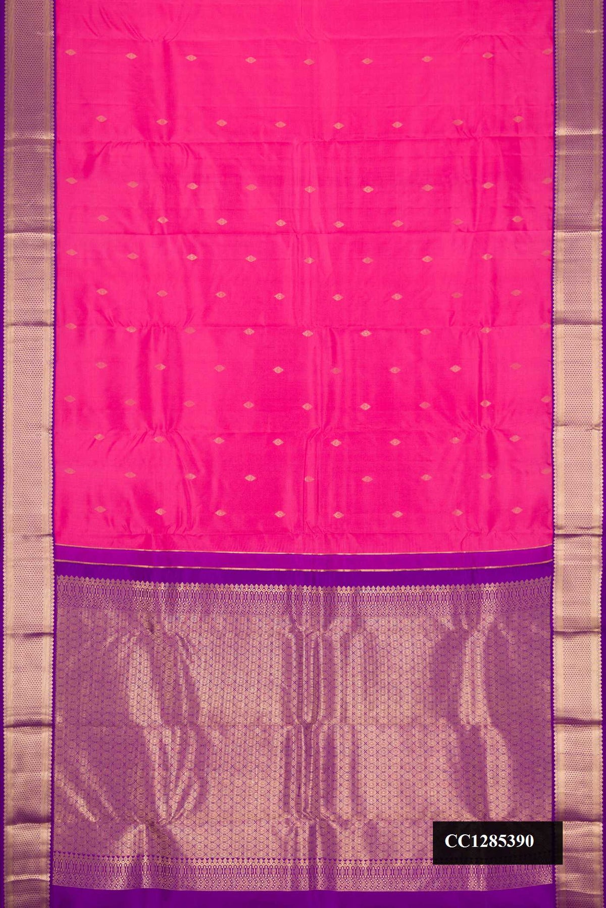 Pink Dual Tone Kanchipuram Silk Saree with Zari Butta on the body and Zari Border.  displayed on a mannequin