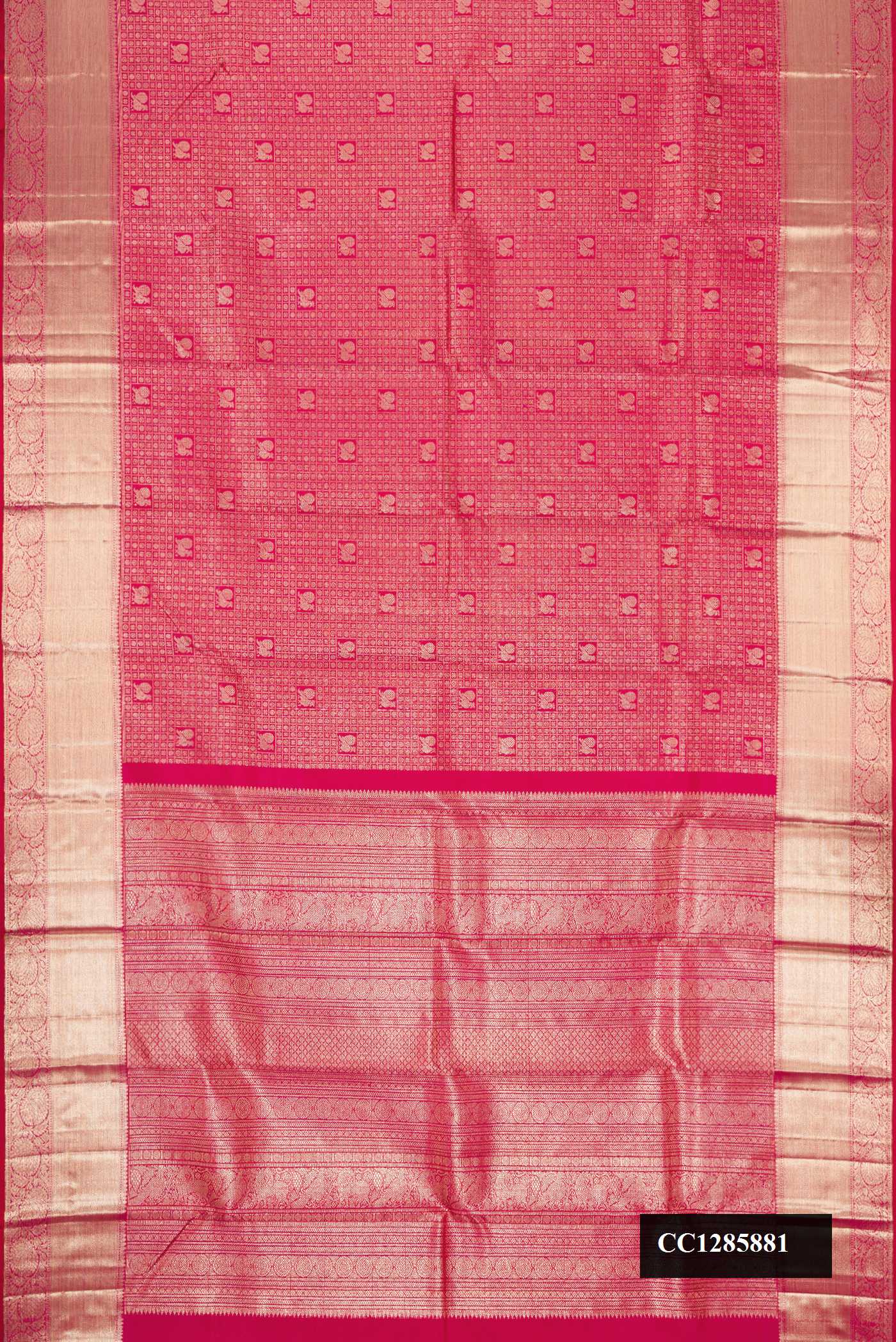 Pink Dual Tone Kanchipuram Silk Saree with Zari Brocade on the body and Zari Border.  displayed on a mannequin