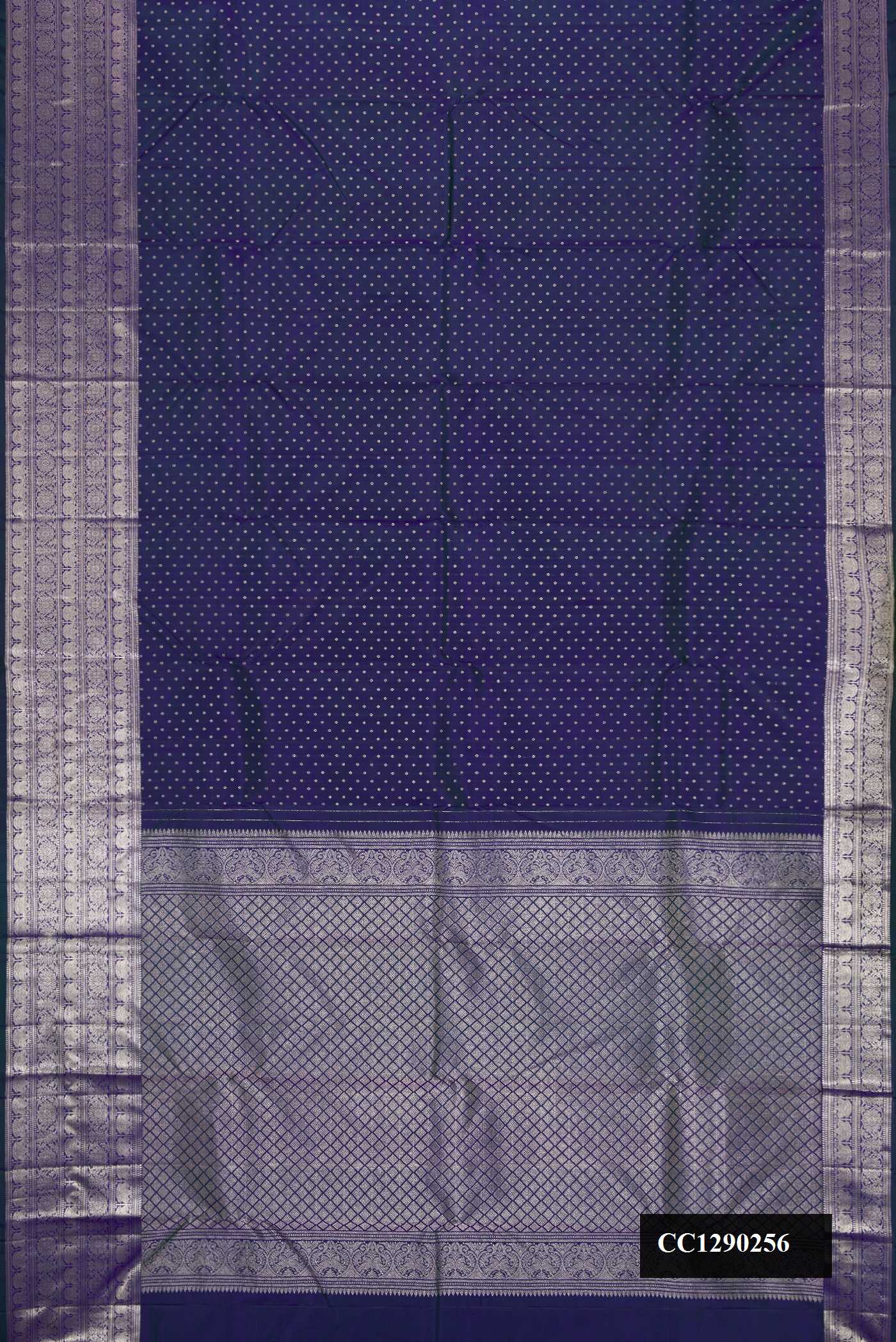 Blue Dual Tone Kanchipuram Silk Saree with Zari Butta on the body and Zari Border.  displayed on a mannequin