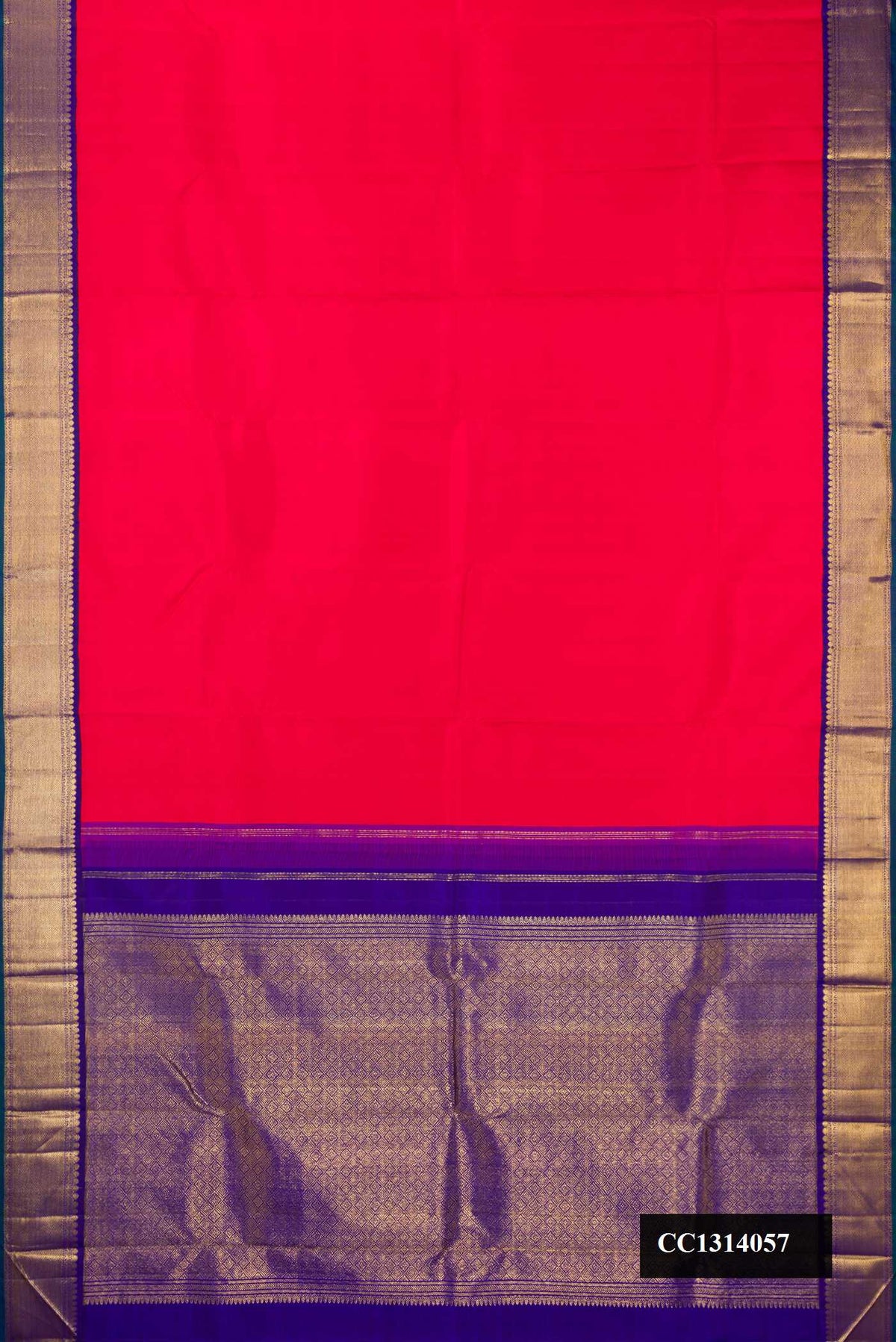 Red Dual Tone Kanchipuram Silk Saree with Plain Body and Zari Border.  displayed on a mannequin