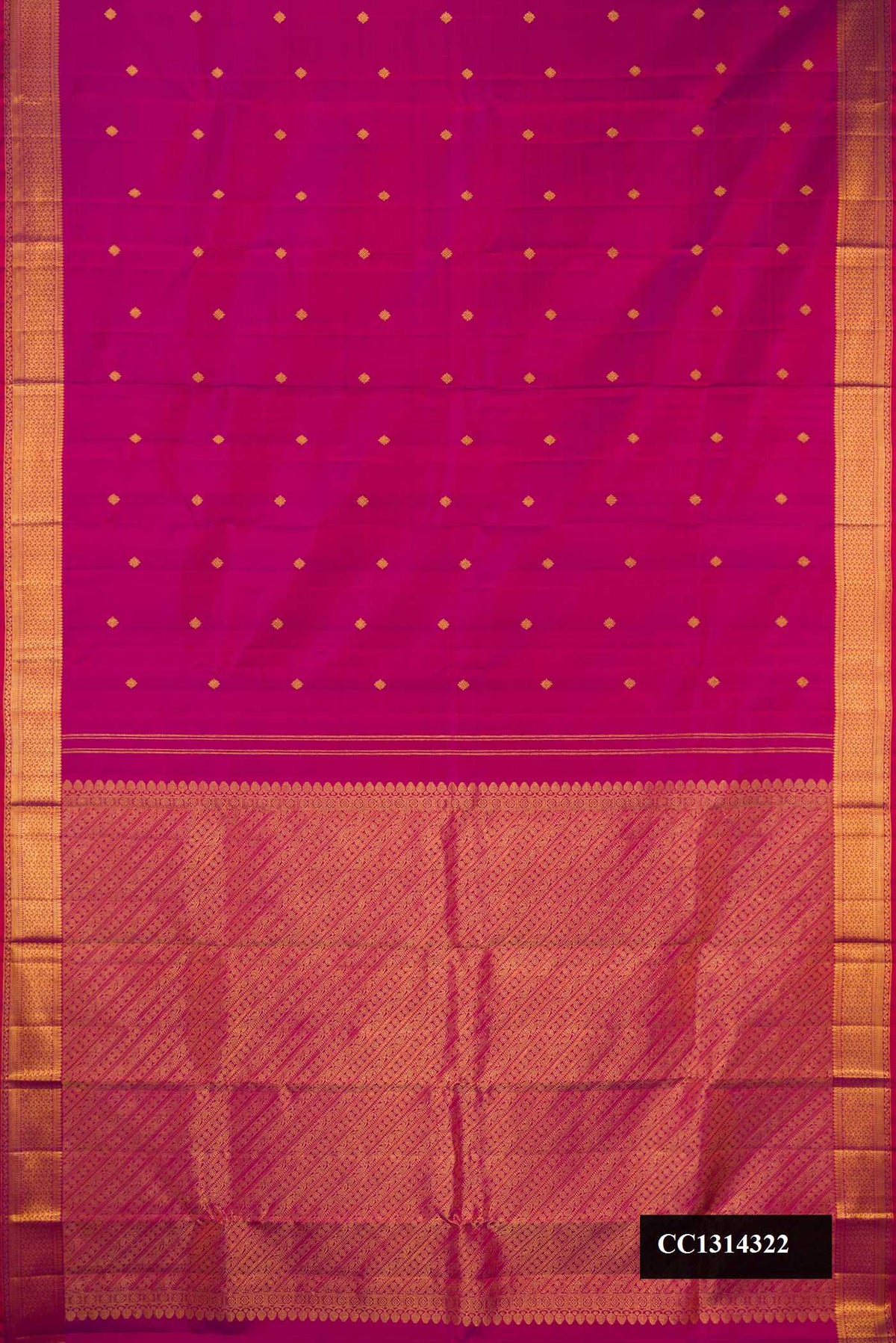 Magenta Dual Tone Kanchipuram Silk Saree with Zari Butta on the body and Zari Border.  displayed on a mannequin