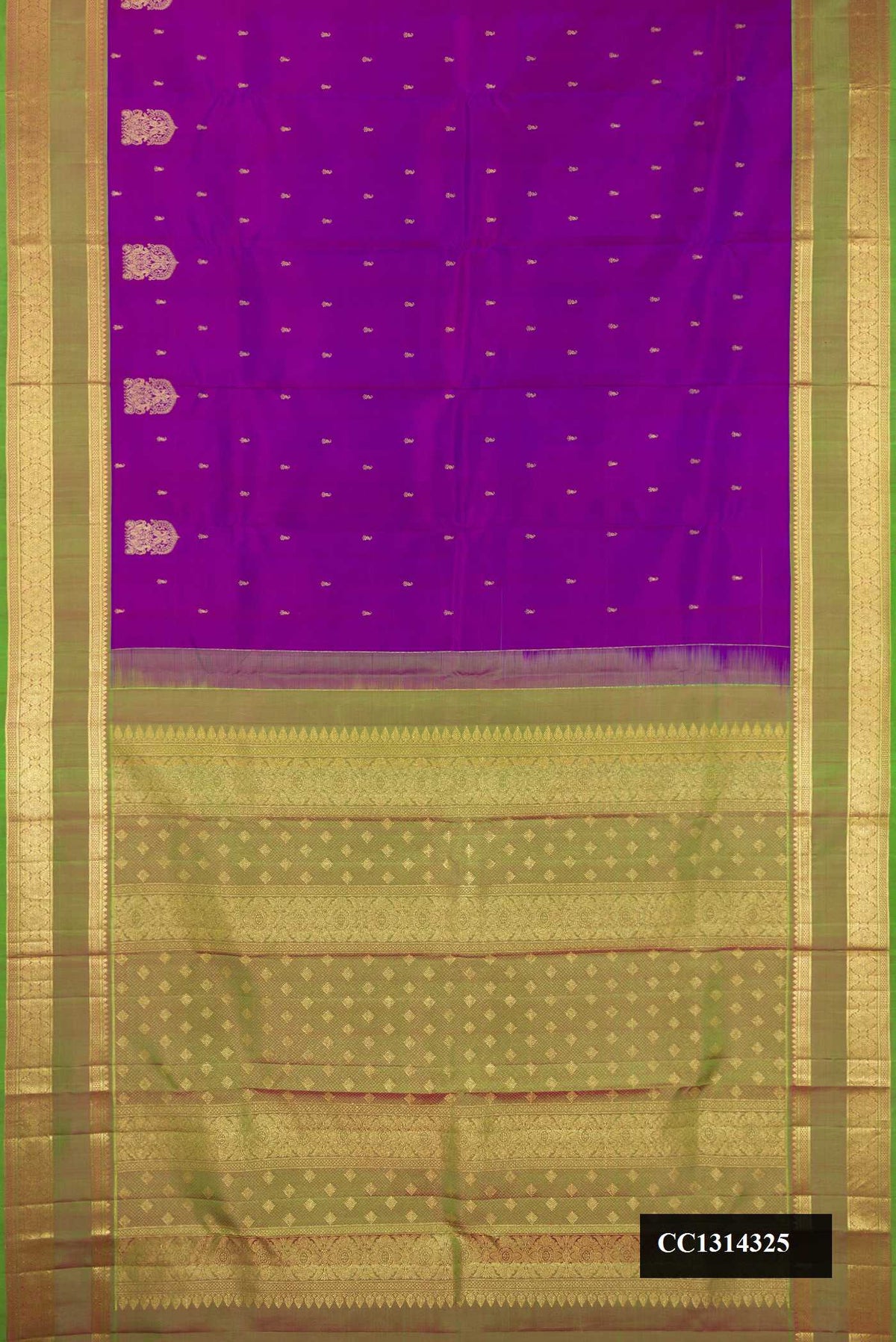 Purple Dual Tone Kanchipuram Silk Saree with Zari Butta on the body and Zari Border.  displayed on a mannequin