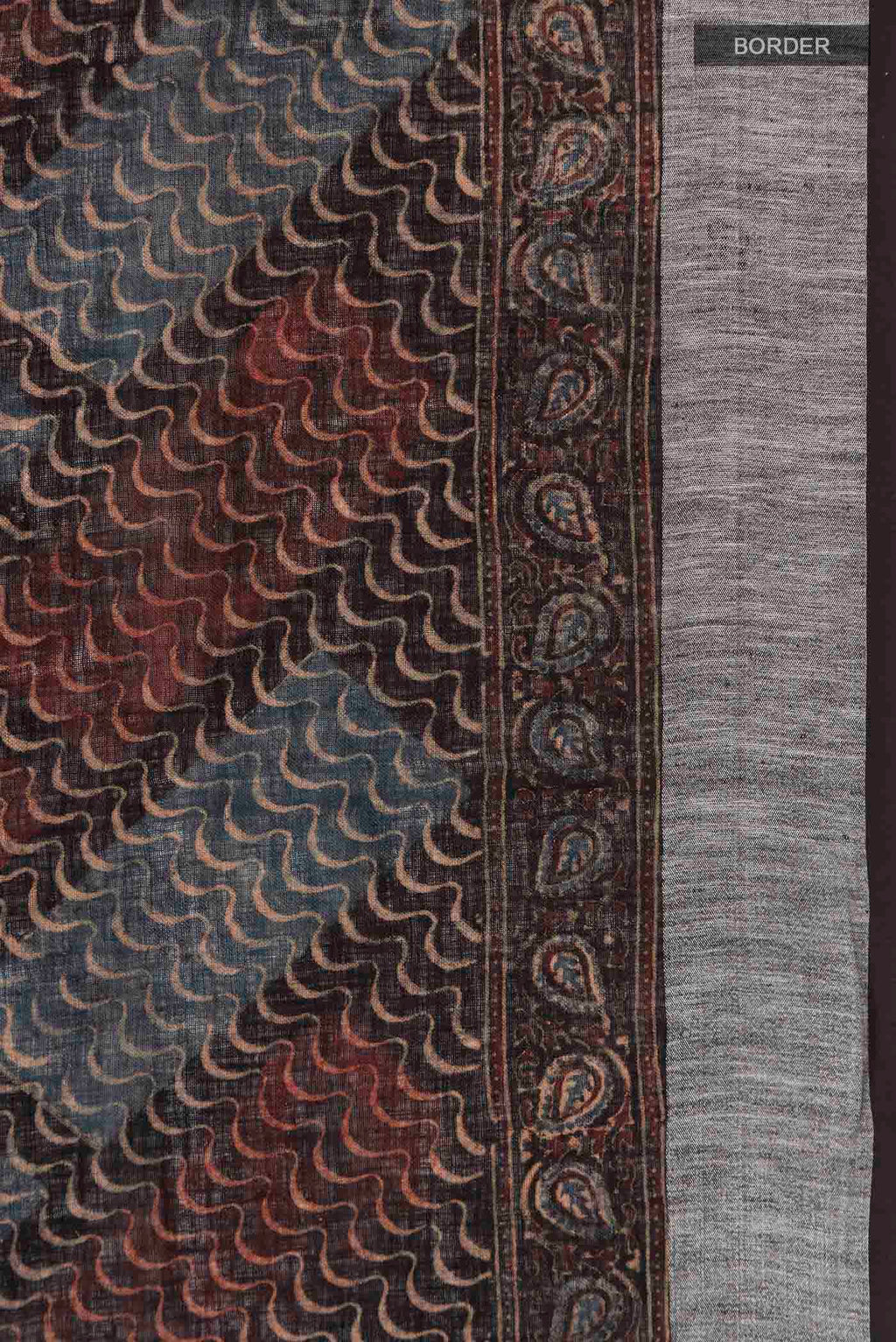 Border image of Black Bhagalpuri Tussar Silk Saree with Printed design on the body and Zari Border