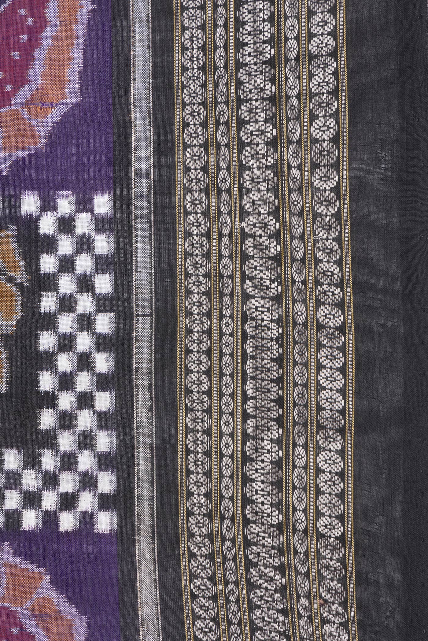Border image of Purple Dual Tone Double Ikat Saree with Ikat Print on the body and Thread Border. 