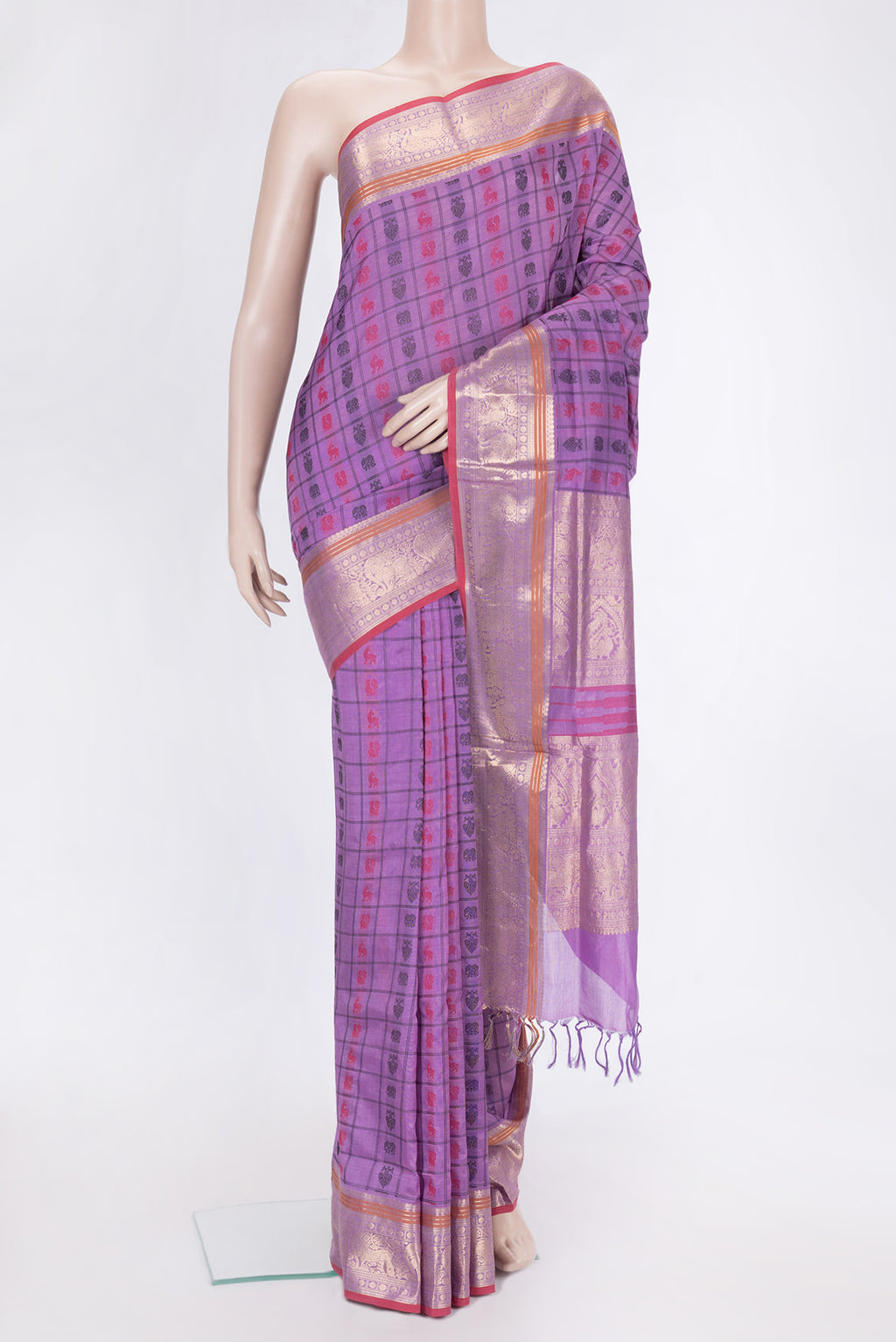 Lavender Dual Tone Silk Cotton Saree with Thread Butta on the body and Zari Border.  displayed on a mannequin