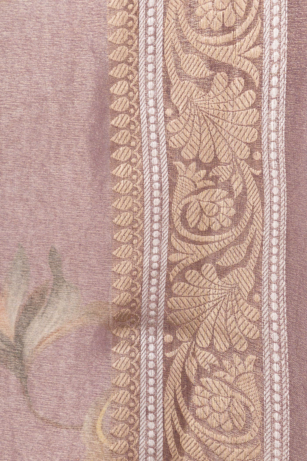 Border image of Rose Gold Dual Tone Organza Silk Saree with Printed design on the body and Zari Border. 