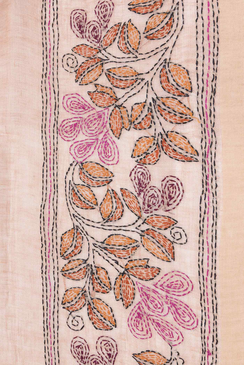 Border image of Peach Dual Tone Linen Saree with Embroidery on the body and Embroidery Border. 