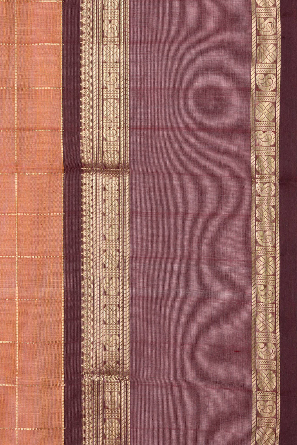 Border image of Mustard Dual Tone Silk Cotton Saree with Checked design on the body and Zari Border. 