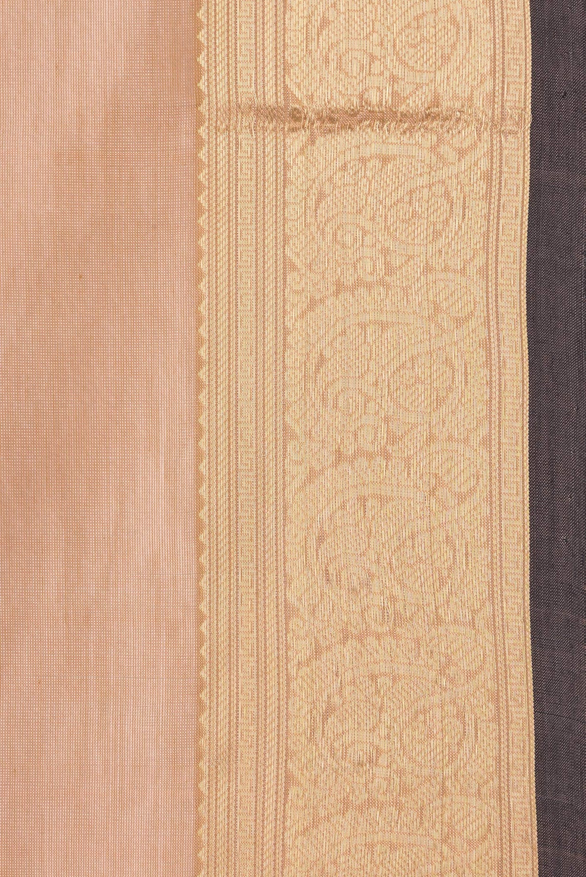 Border image of Peach Dual Tone Silk Cotton Saree with Zari Butta on the body and Zari Border. 