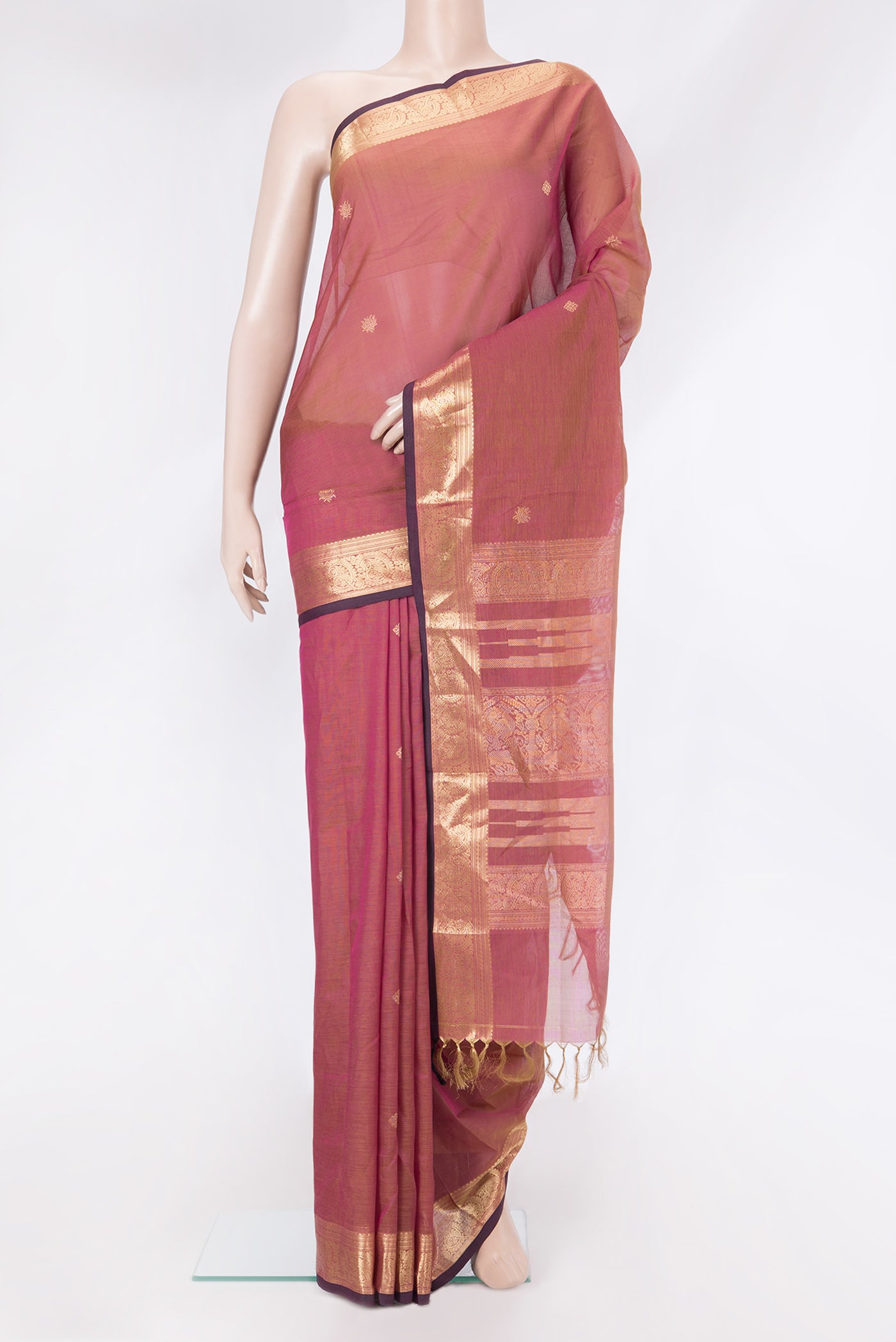 Pink Dual Tone Silk Cotton Saree with Zari Butta on the body and Zari Border.  displayed on a mannequin
