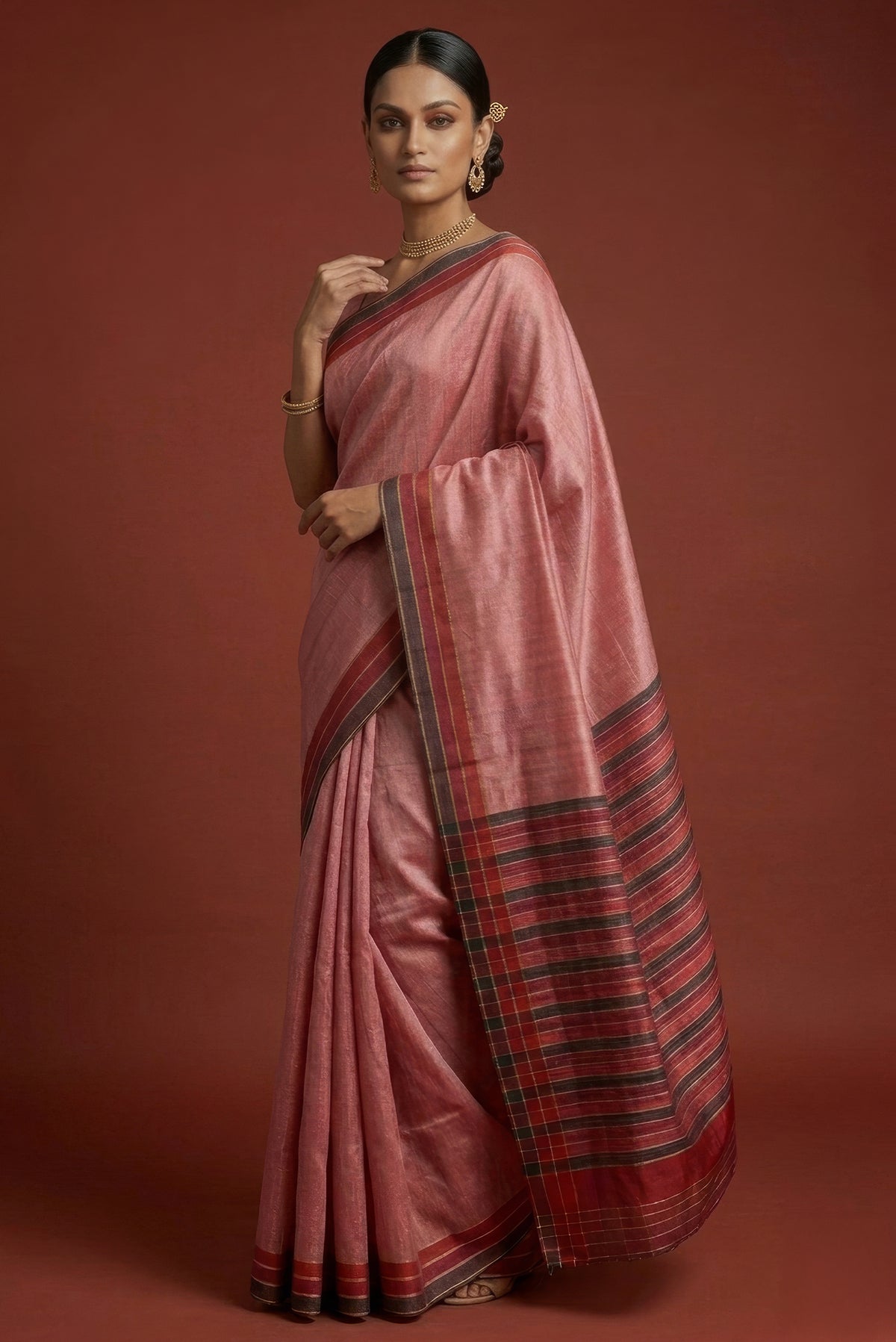 Model wearing a Bhagalpuri Tussar Silk