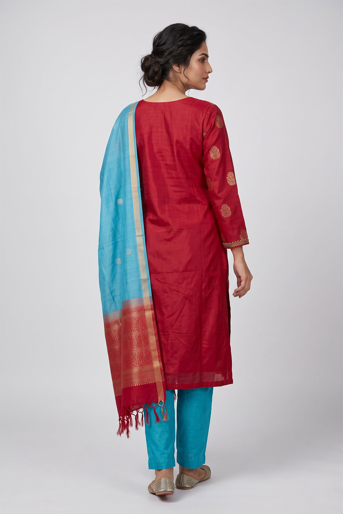 Maroon Pure Silk Womens Kurta set featuring Zari Butta Kurta paired with Sky Blue Plain Body bottom and a Zari Butta dupatta in Sky Blue back image displayed on an AI model