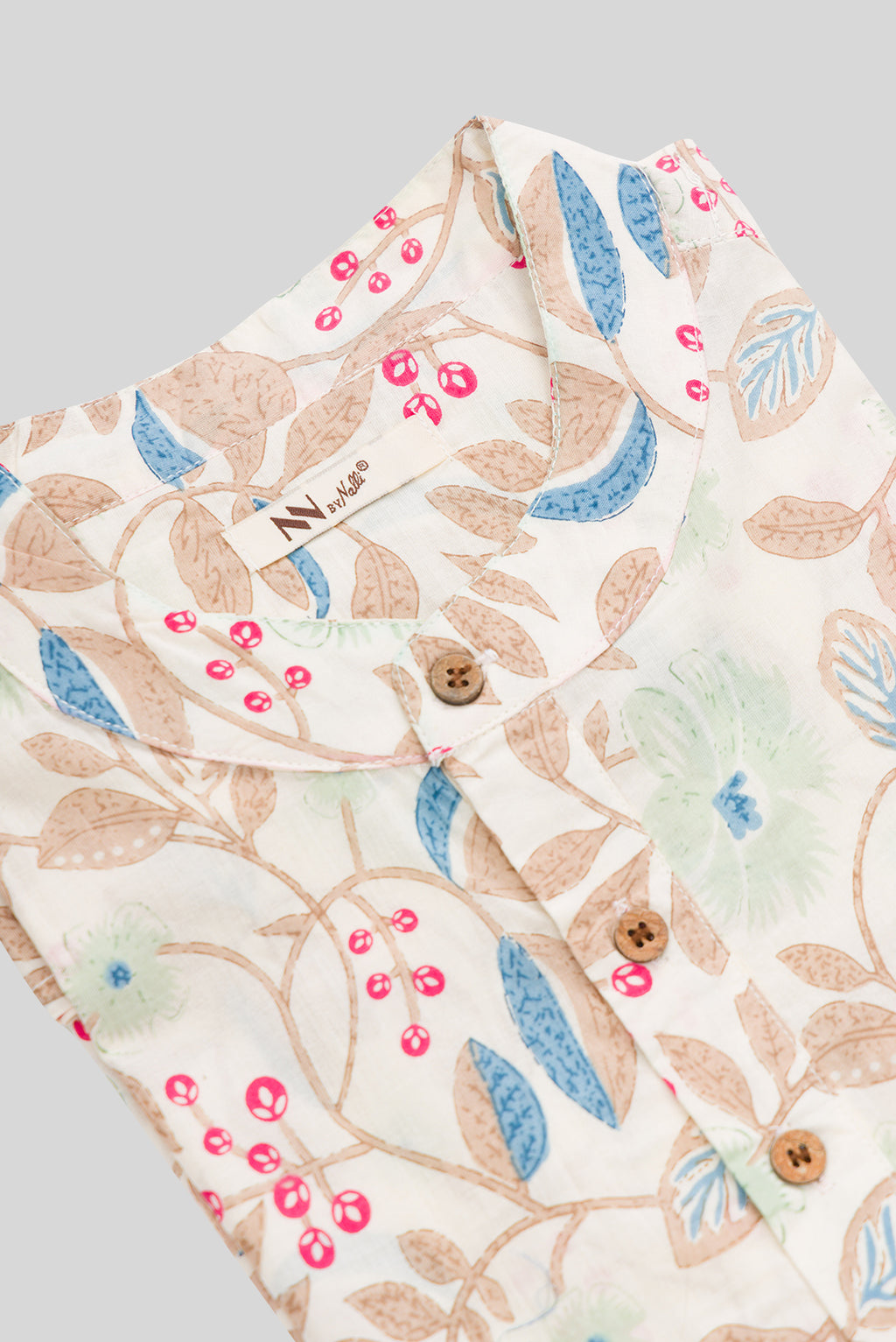 Detailed shot of Sandal Pure Cotton Printed Mens Kurta