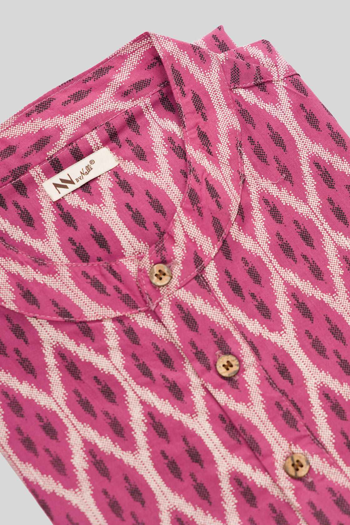 Detailed shot of Pink Pure Cotton Ikat Print Mens Kurta