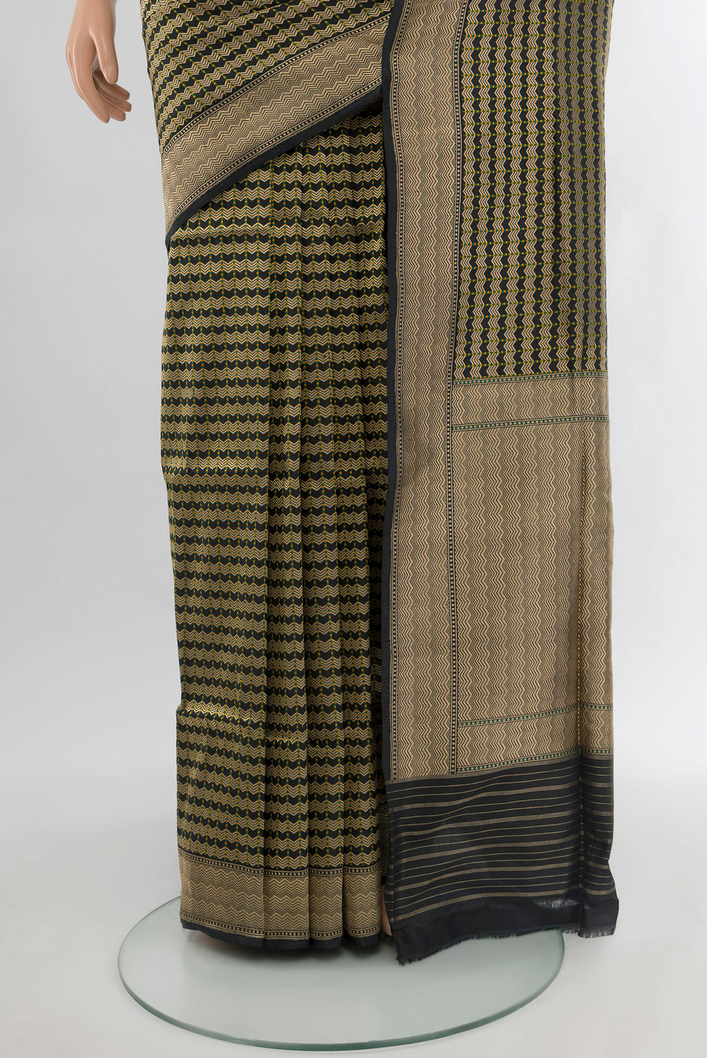 Pleats and pallu of Black Banarasi Silk Saree with Zari Brocade on the body and Zari Border. 
