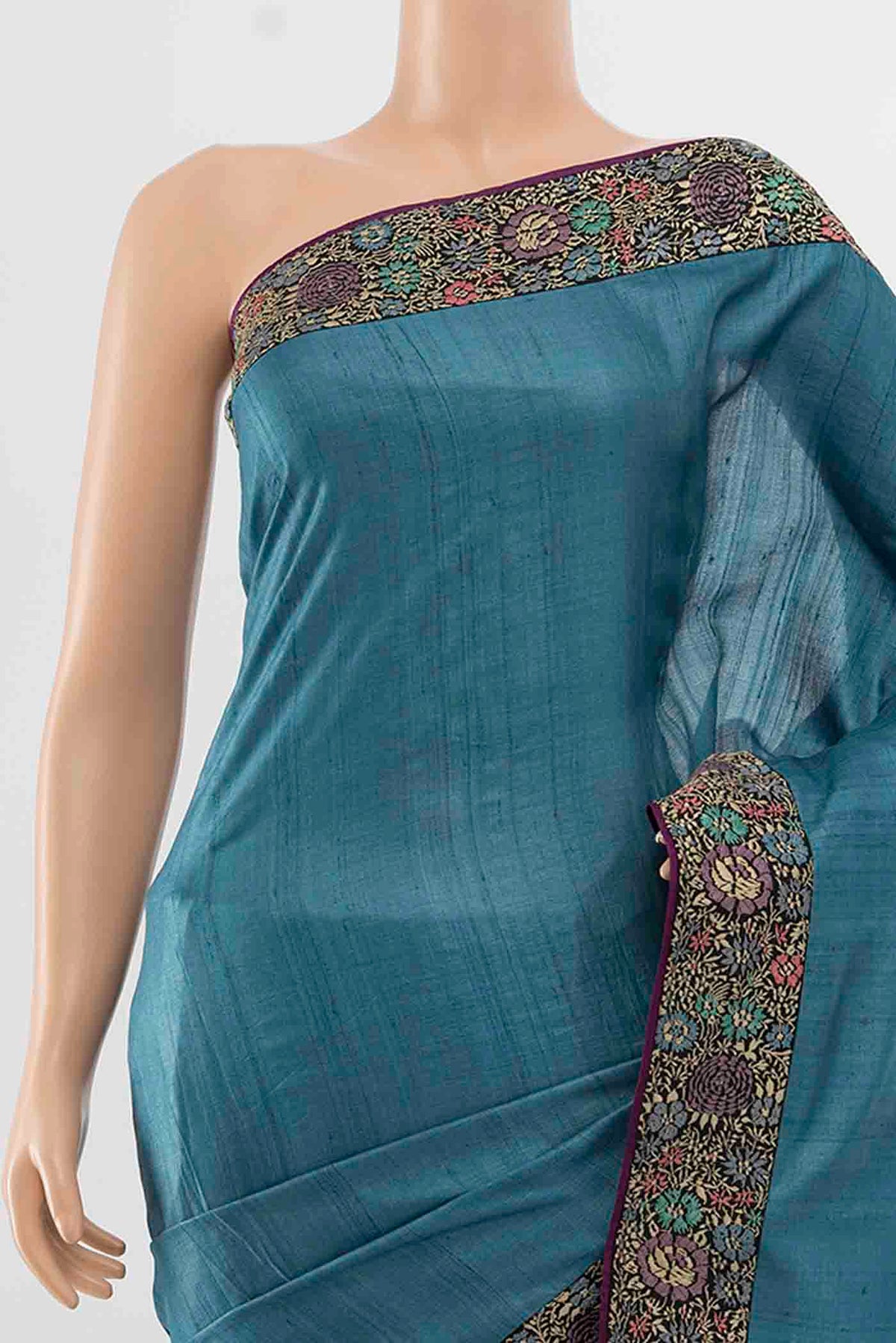 Border image of Blue Tussar Silk Saree with Thread Butta on the body and Thread Border